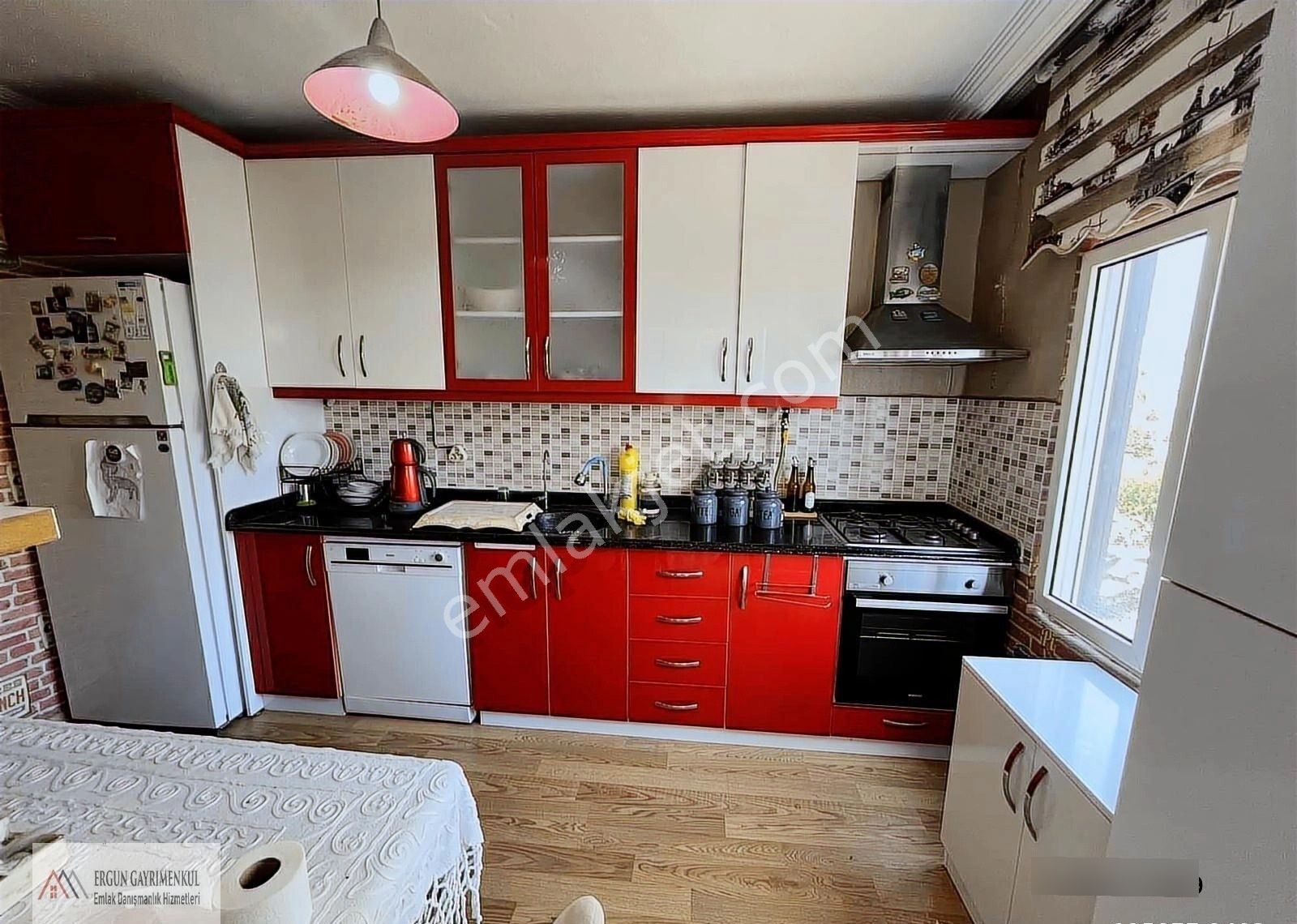 Ergünden Viranşehirde Cadde Üzeri Satılık 3+1 Doğalgazlı Daire - Görsel 3