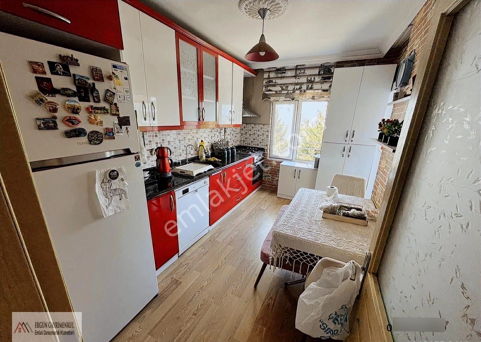 Ergünden Viranşehirde Cadde Üzeri Satılık 3+1 Doğalgazlı Daire - Görsel 14