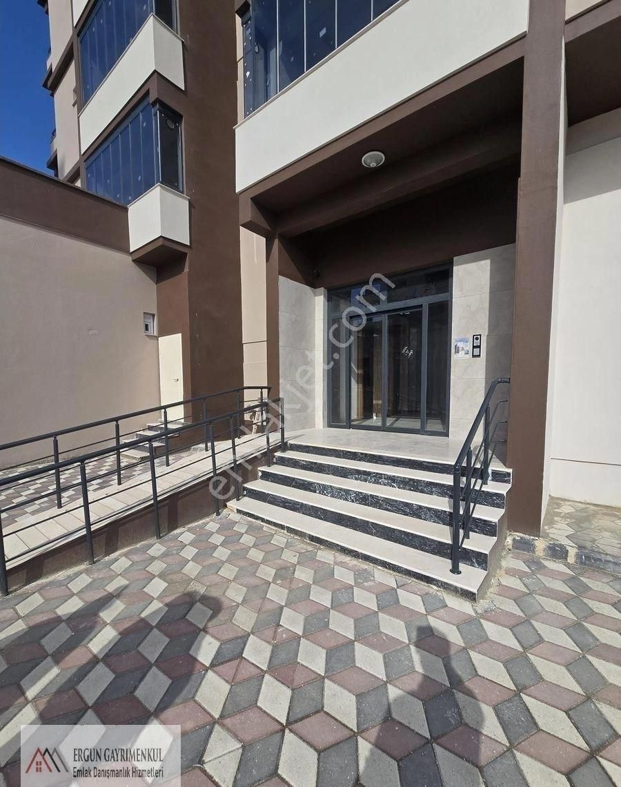 Harika Lokasyonda Bulunan 150m2 Teraslı 3+1 Daire - Görsel 9