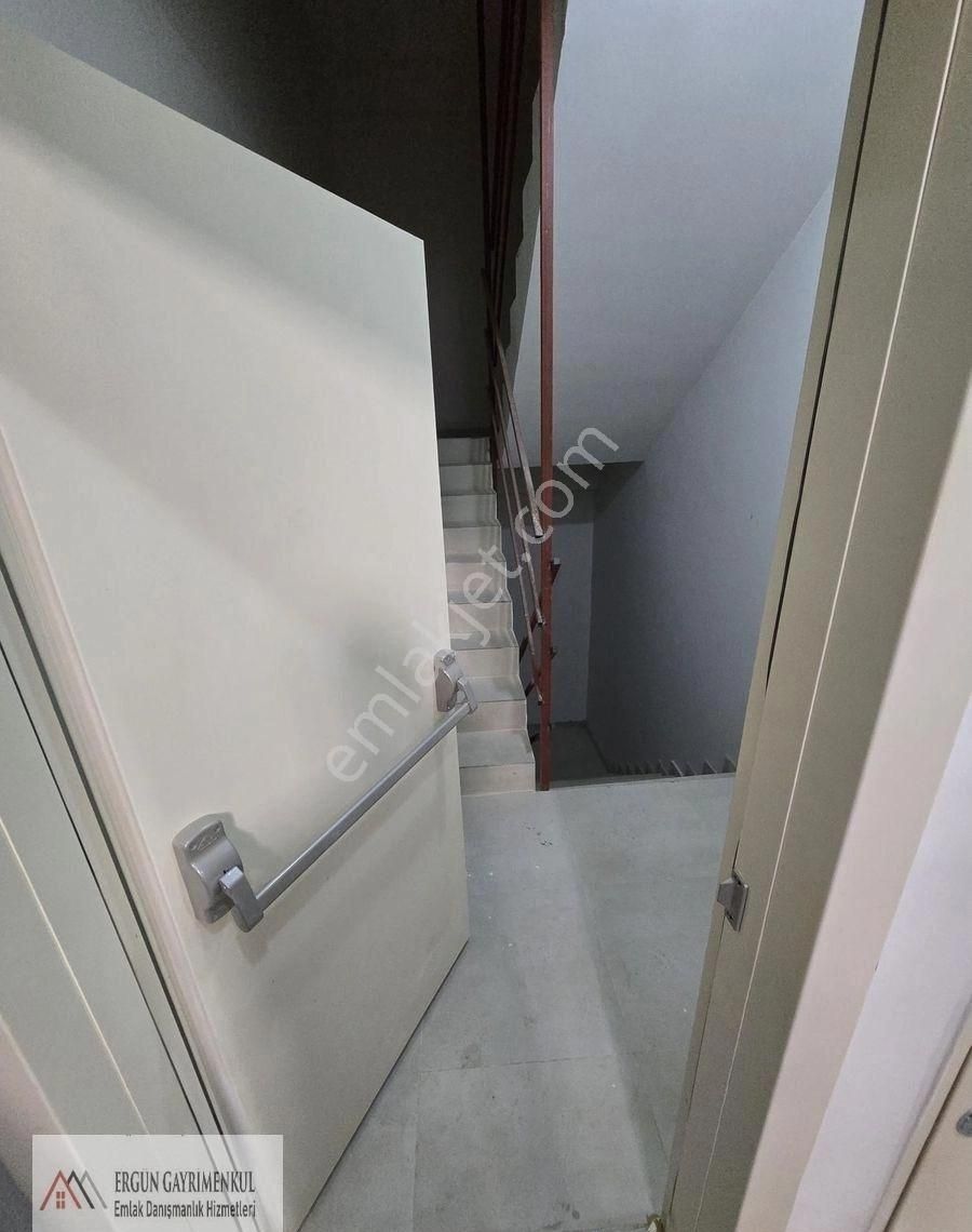 Harika Lokasyonda Bulunan 150m2 Teraslı 3+1 Daire - Görsel 29