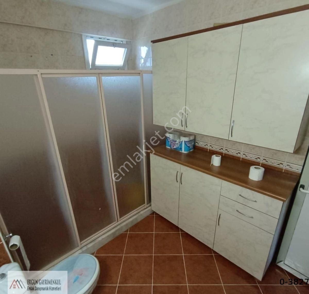 Pirireis Mahallesi 3+1 Geniş Oturumlu 190m2 Eşyalı Daire - Görsel 8
