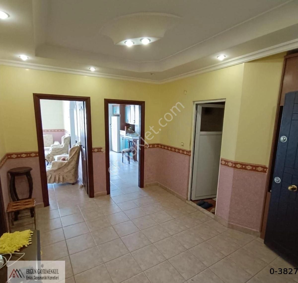 Pirireis Mahallesi 3+1 Geniş Oturumlu 190m2 Eşyalı Daire - Görsel 13