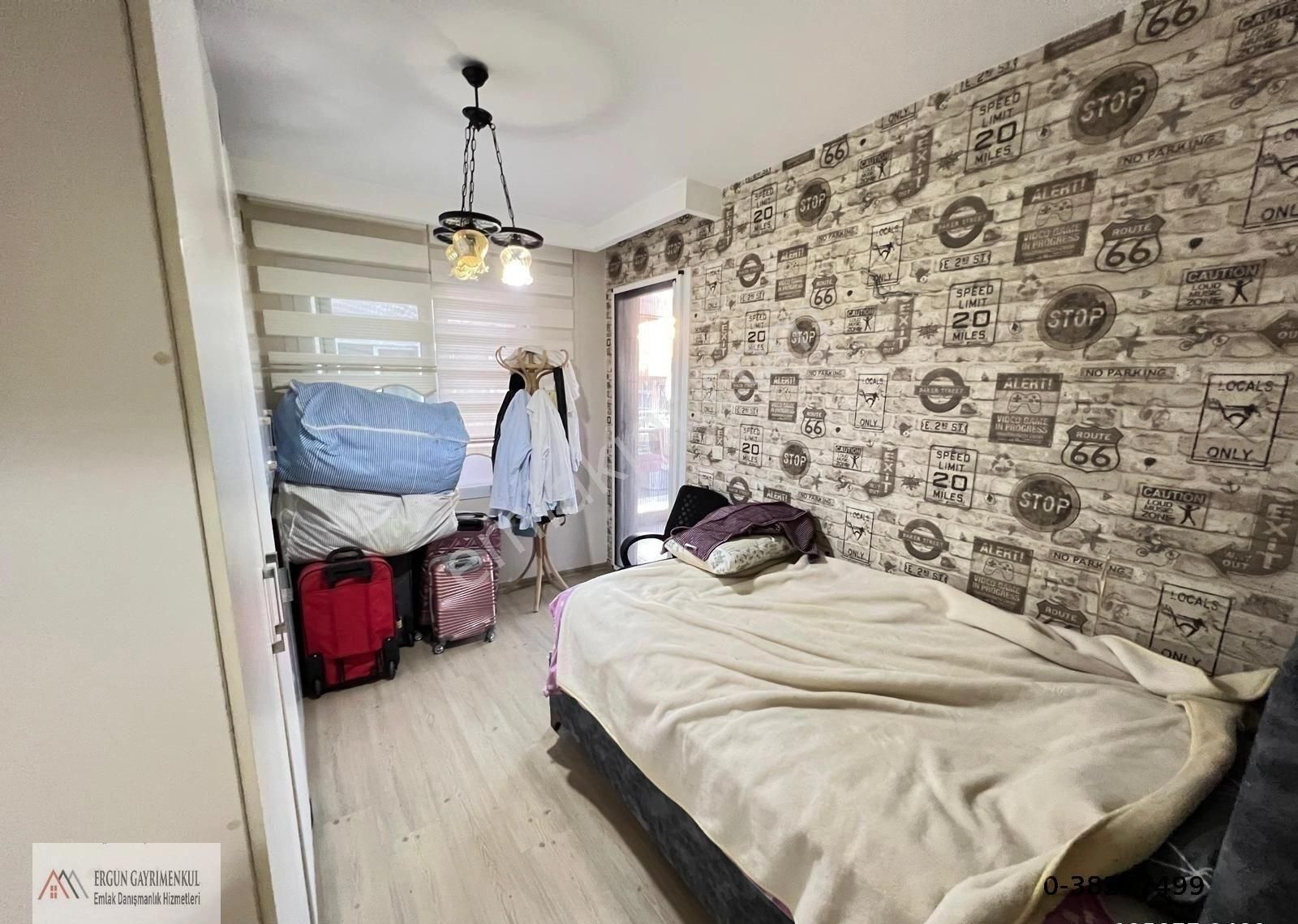 Ergünden Pirireiste 7 Yaşında Site İçi Doğalgazlı Satılık 3+1 - Görsel 28