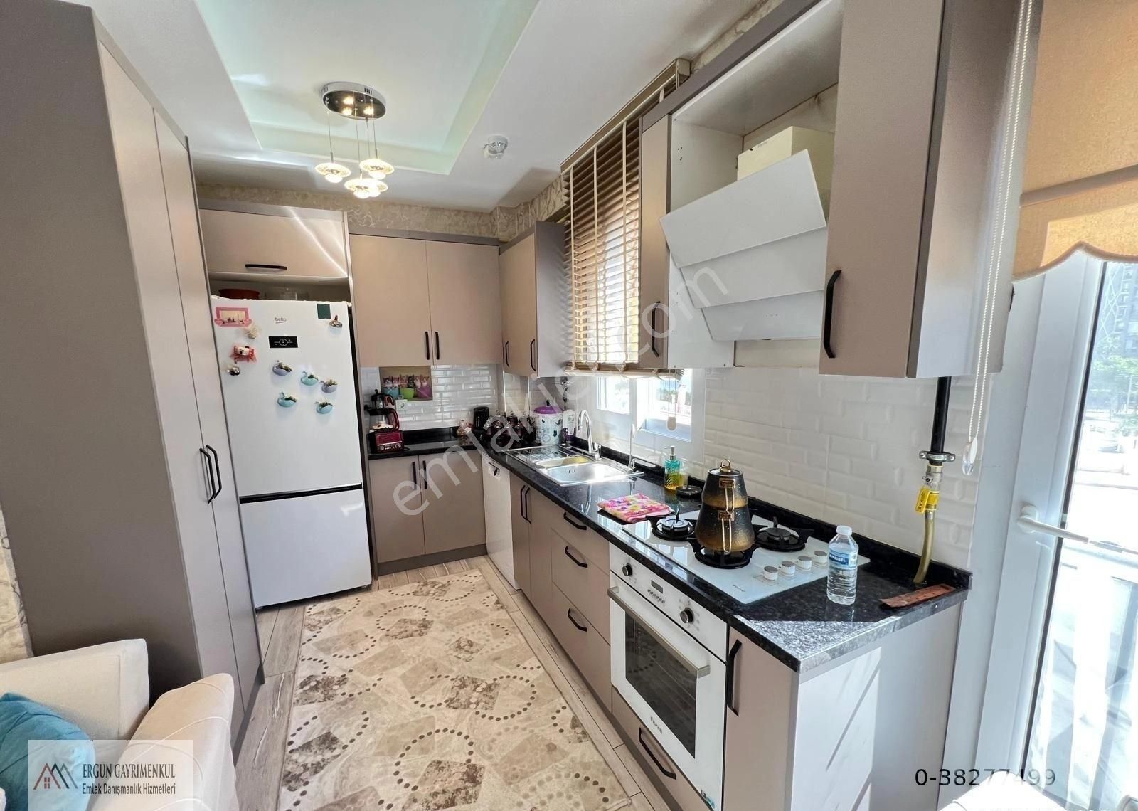 Ergünden Mezitli Akdenizde Site İçi Havuzlu Satılık 3+1 Daire - Görsel 8