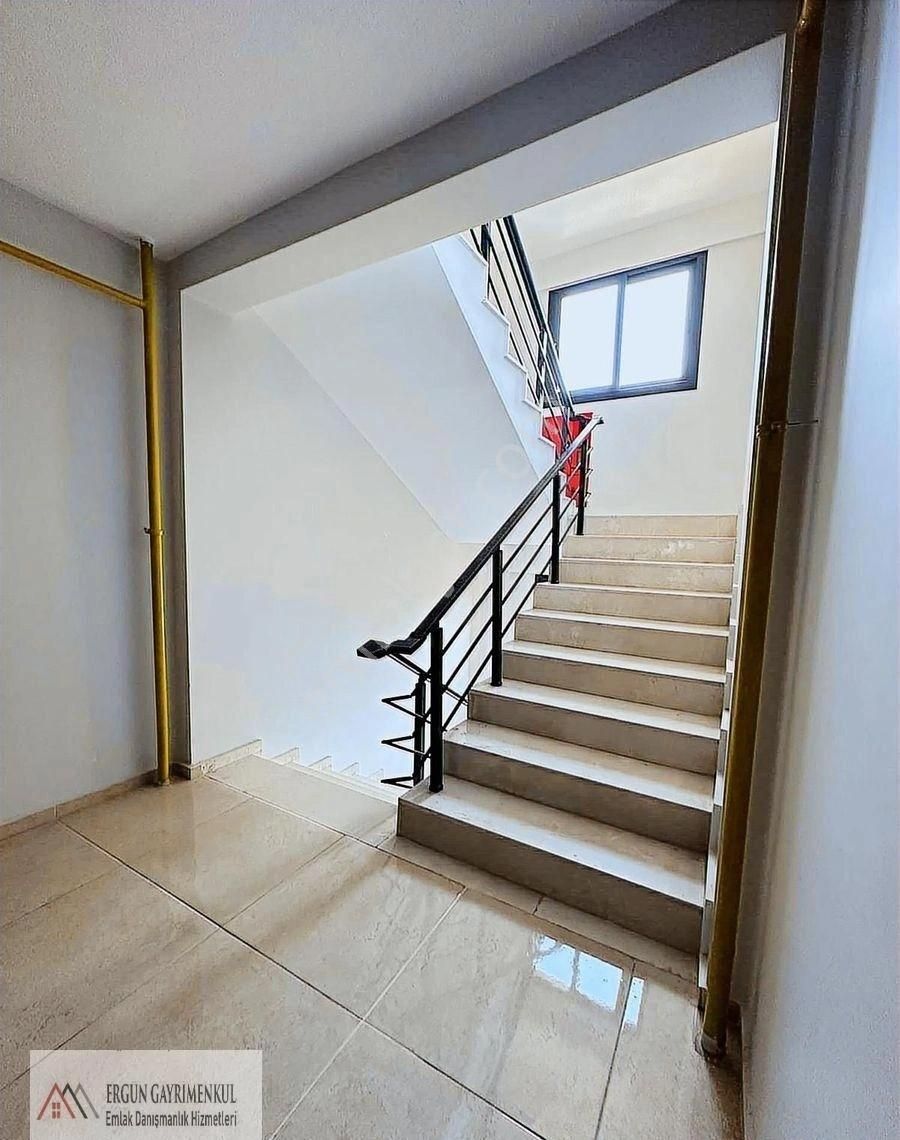 50. Yıl Mh Harika Lokasyonda Bulunan Geniş Oturumlu 3+1 Daire - Görsel 27