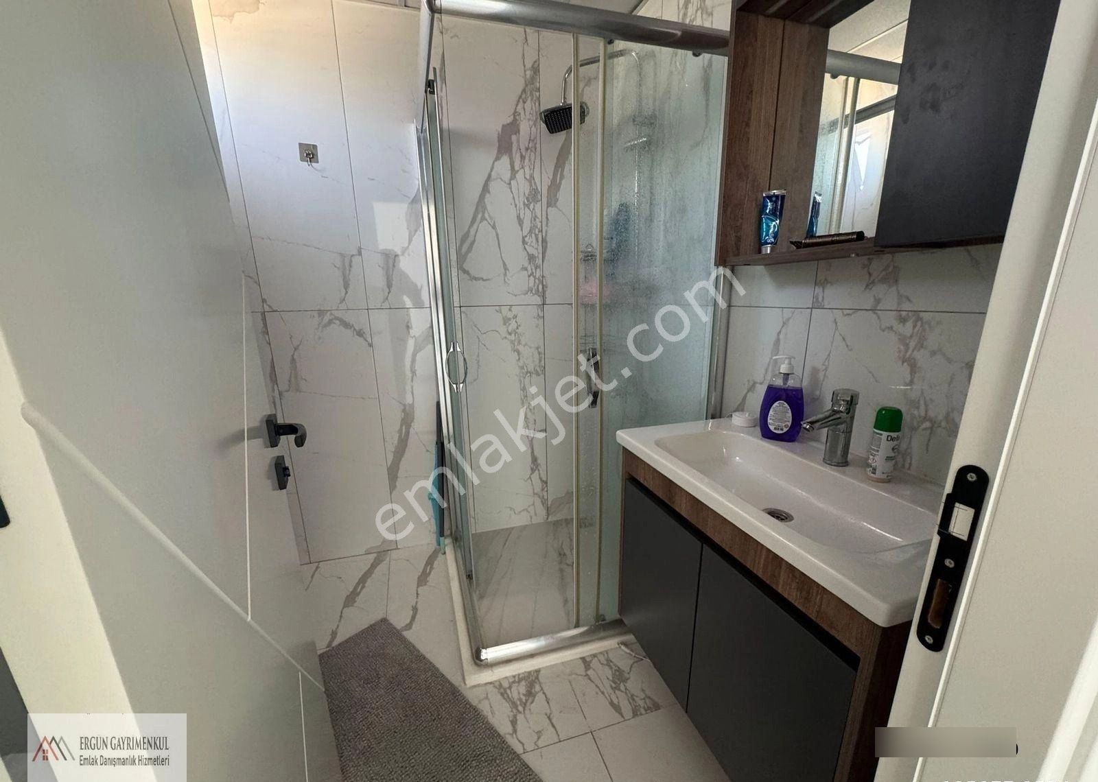 Ergün'den 50. Yıl'da Harika Lokasyonda Bulunan Satılık 3+1 Daire - Görsel 11