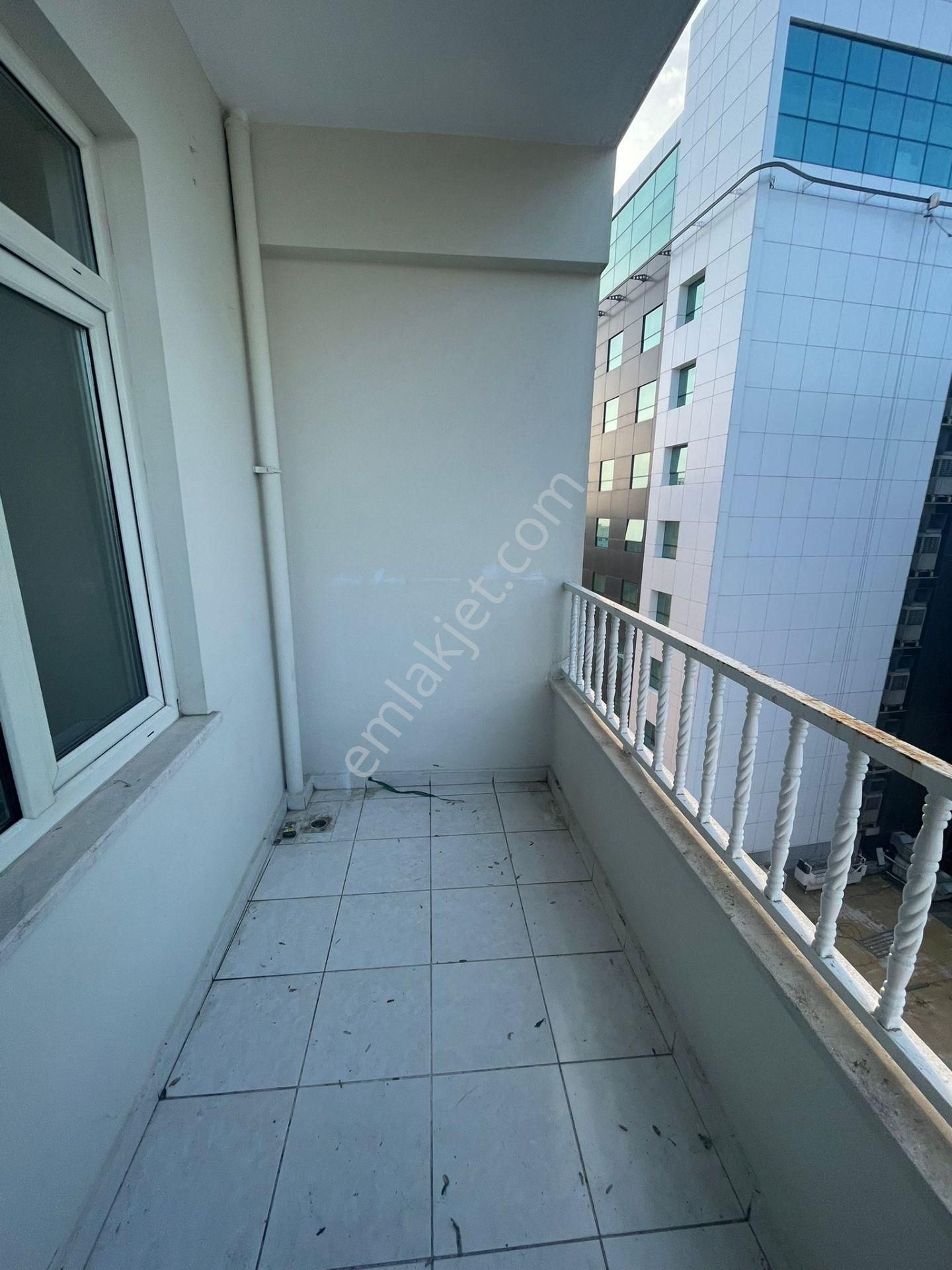 Yenişehir Hastane Caddesinde 4+1 Dublex Kiralık Daire - Görsel 2