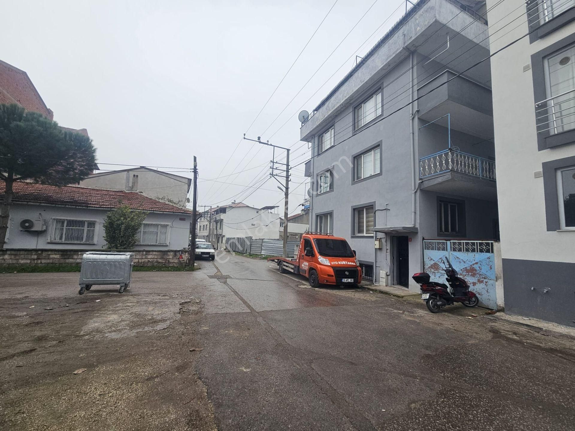 Elfi Den G.çeşme Mahallesinde Kat Mülkiyetli Satılık 2+1 Daire - Görsel 2