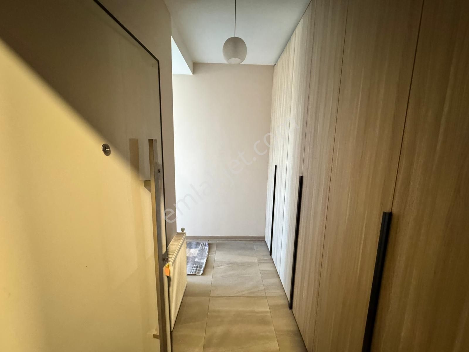 Bm''den Üniversite Caddesin'de 1+1 Full Eşyalı Daire - Görsel 8