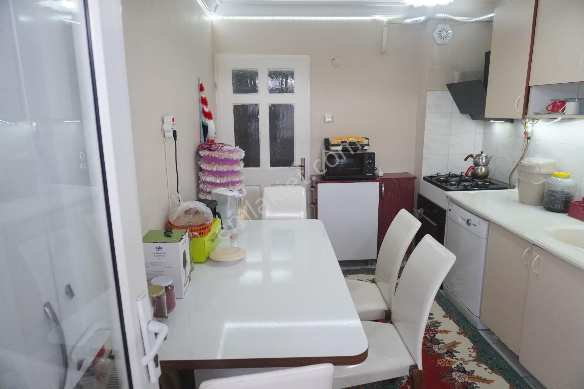 Yakakent Satılık3+1 Doğalgazlı+balkonlu+asansörlü Çiğliserkan - Görsel 5