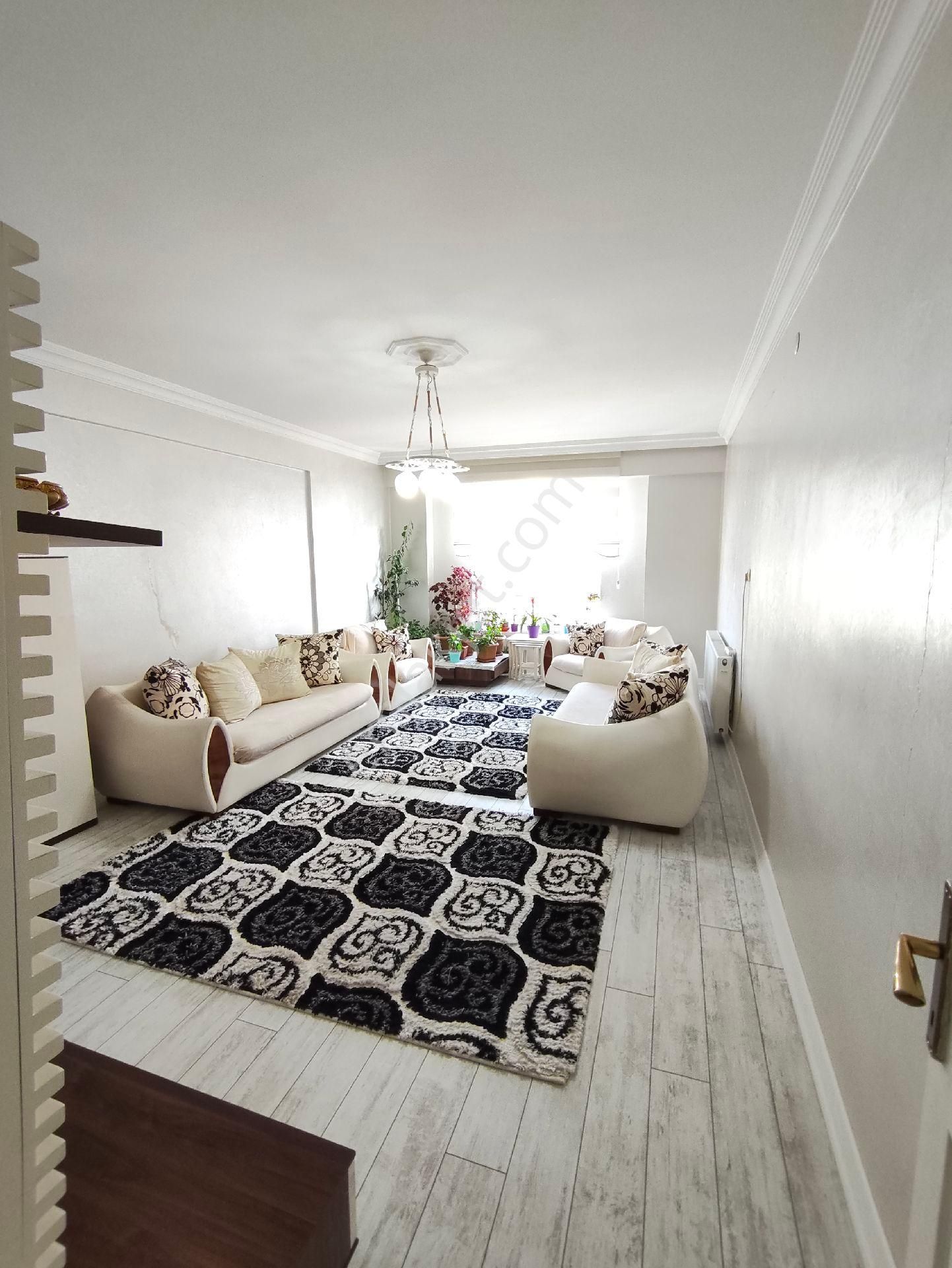 Karaköprü 35 De Cadde Üstü Satılık Arakat Daire - Görsel 4