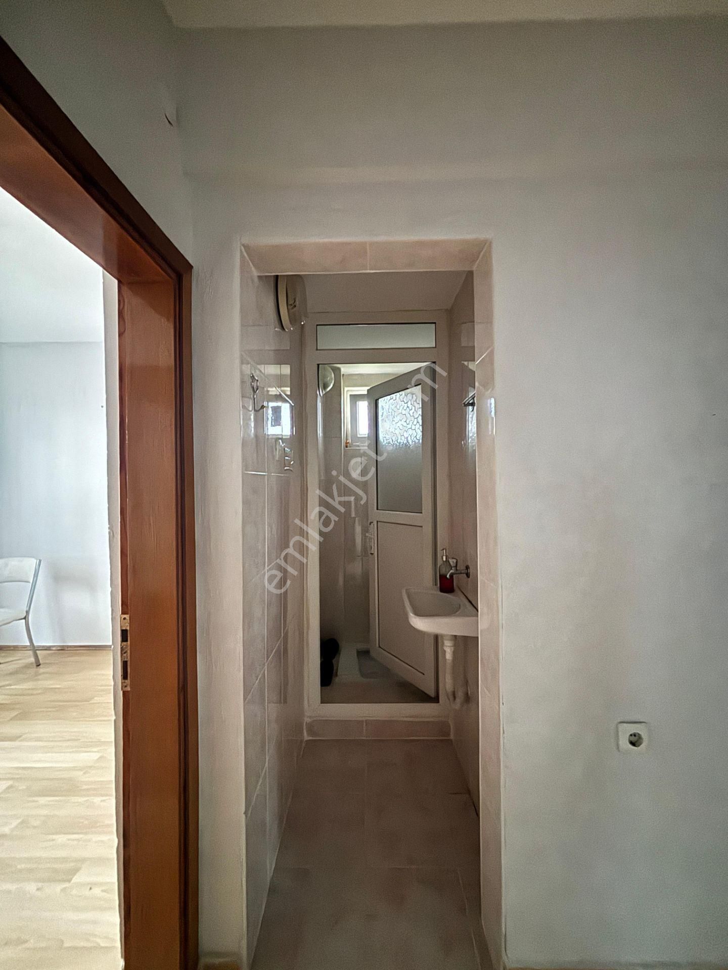 Çiftlikköy Mehmet Akif Ersoy Mahallesinde Kiralık 2+1 - Görsel 10