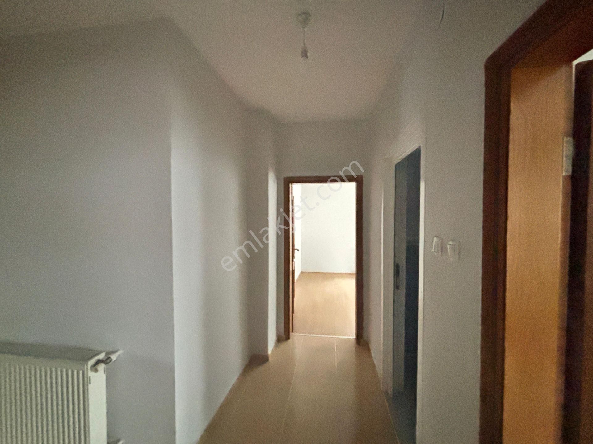 Çiftlikköy Mehmet Akif Ersoy Mahallesinde Kiralık 2+1 - Görsel 9