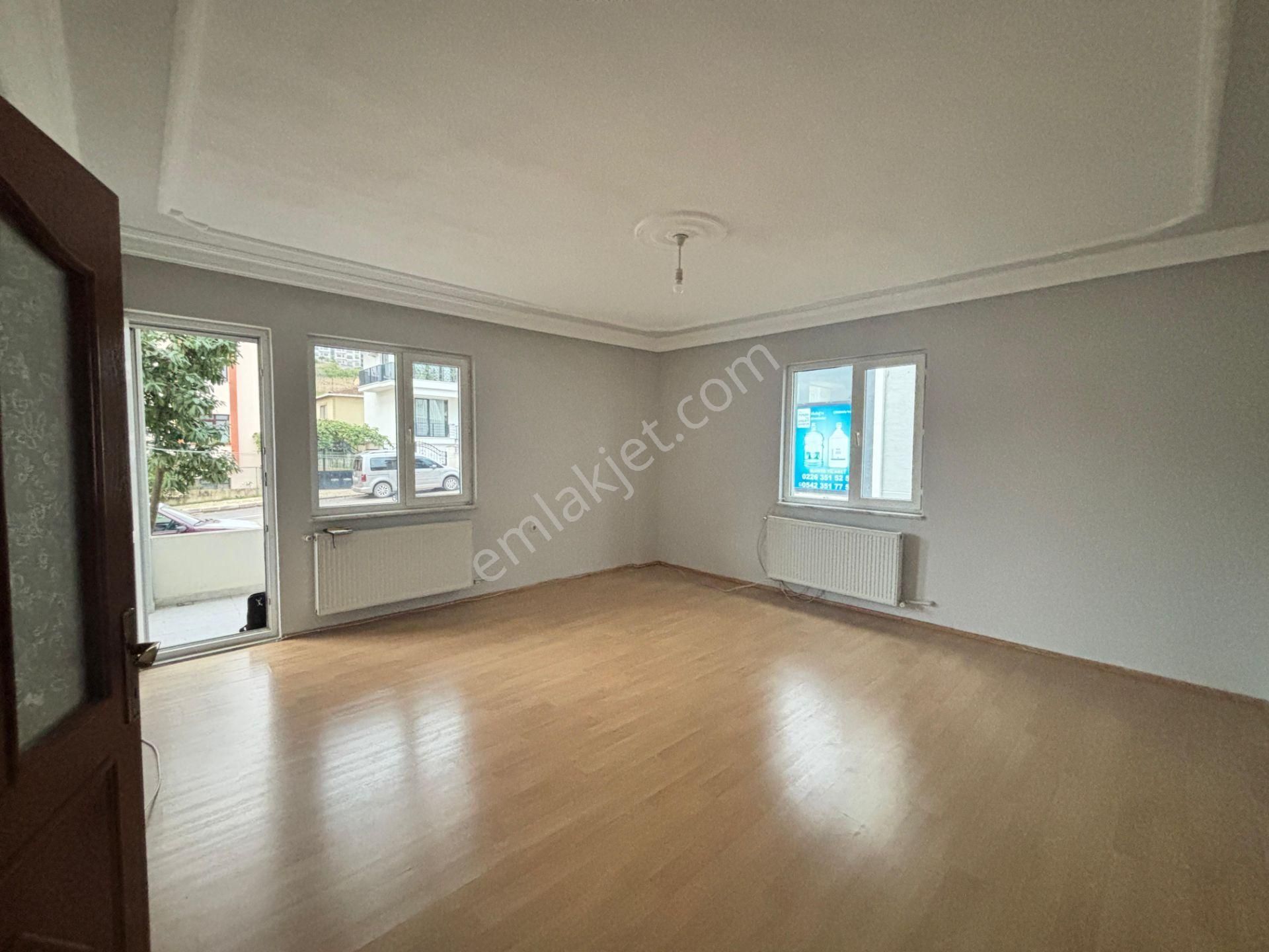 Çiftlikköy Mehmet Akif Ersoy Mahallesinde Kiralık 2+1 - Görsel 3
