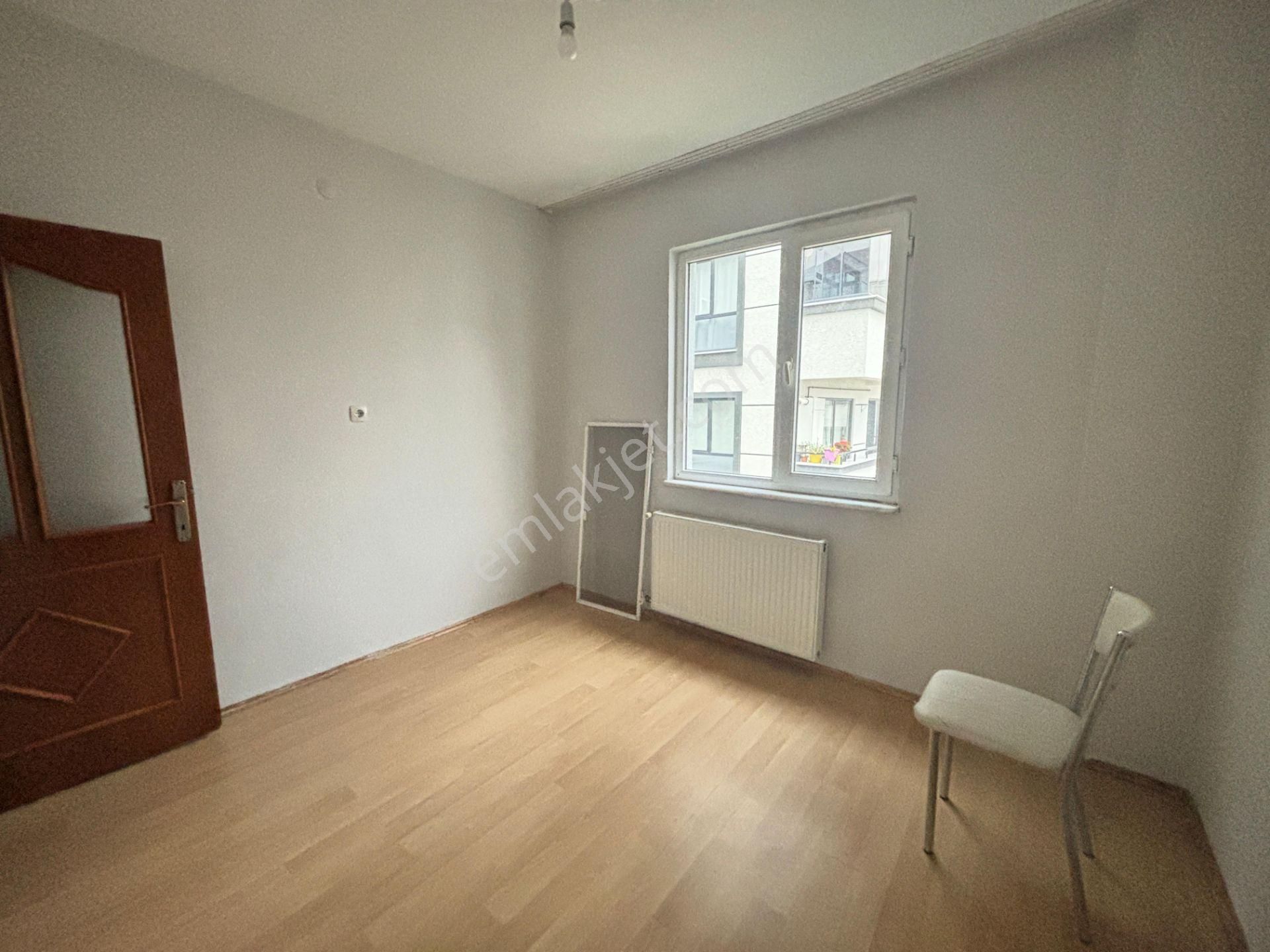 Çiftlikköy Mehmet Akif Ersoy Mahallesinde Kiralık 2+1 - Görsel 13