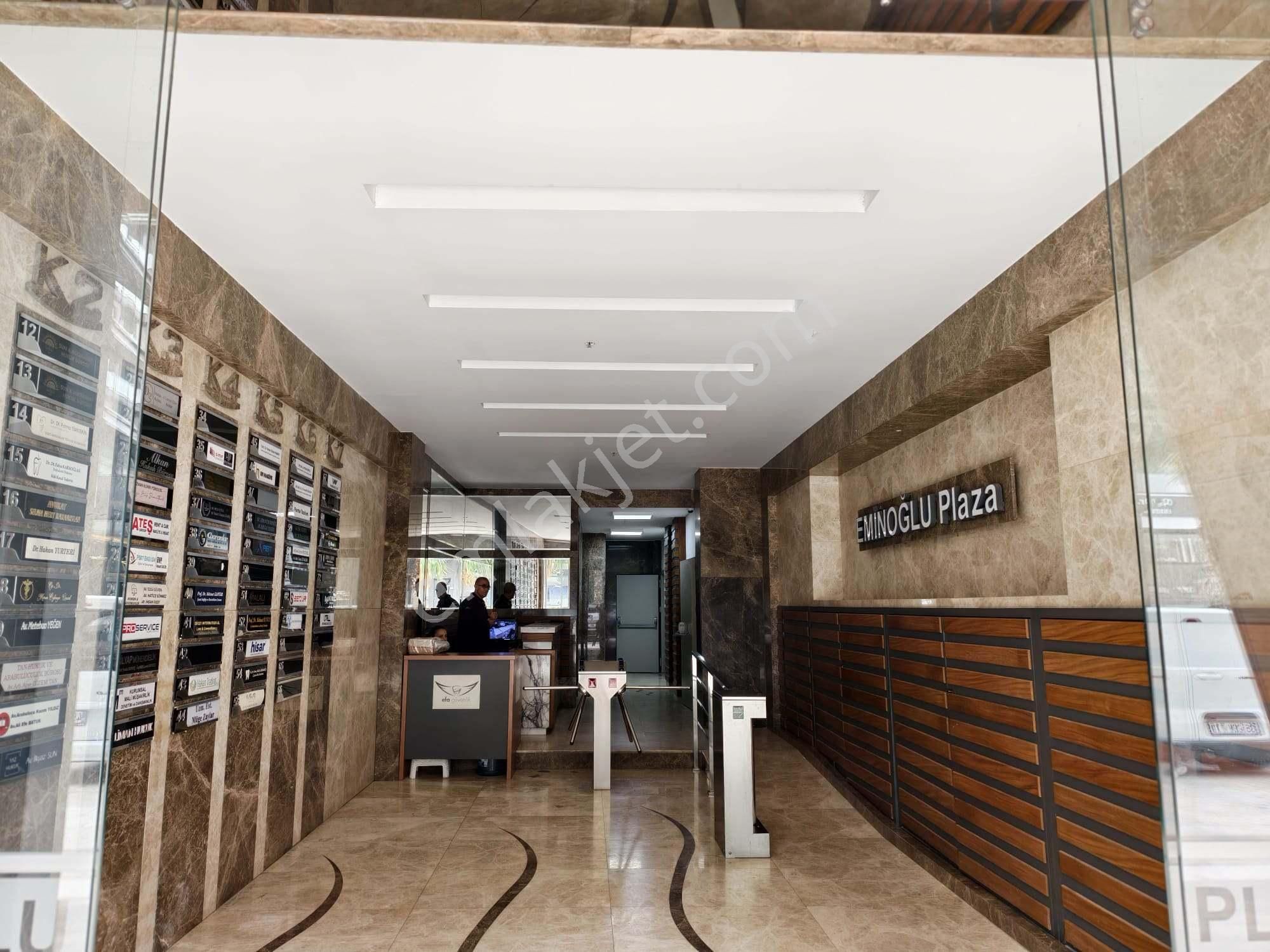 Bayraklı Adliye Yakınında Eminoğlu Plaza'da Kiralık 2+1 75 M² Ofis - Görsel 15