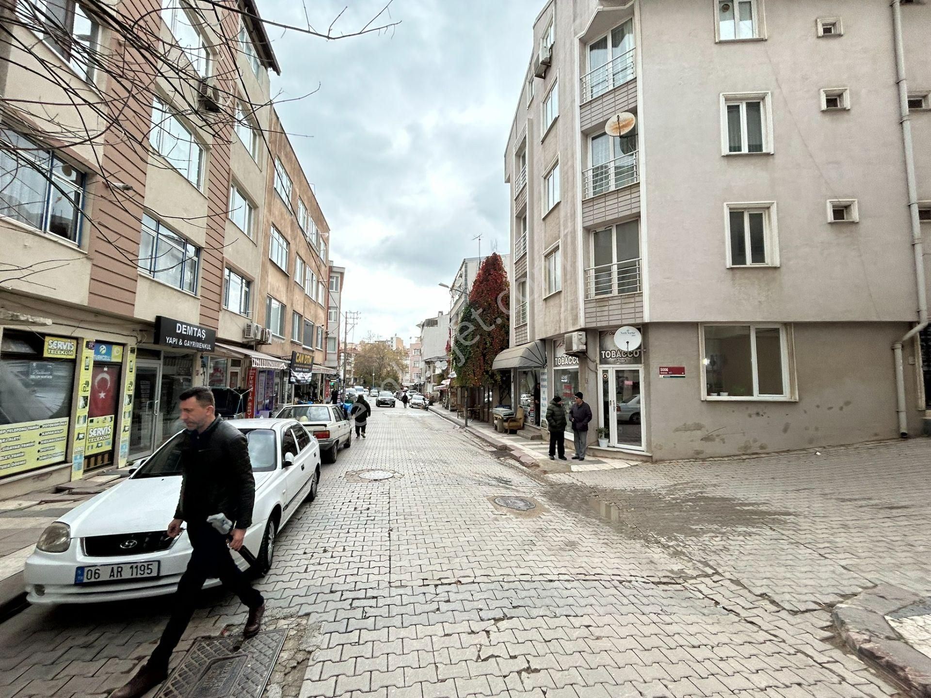 Cihan Emlak - Eşyalı Kiralık - Bentbaşında 1. Kat Asansörlü Balkonlu Sıfır Eşyalı Sıfır Daire - Görsel 29