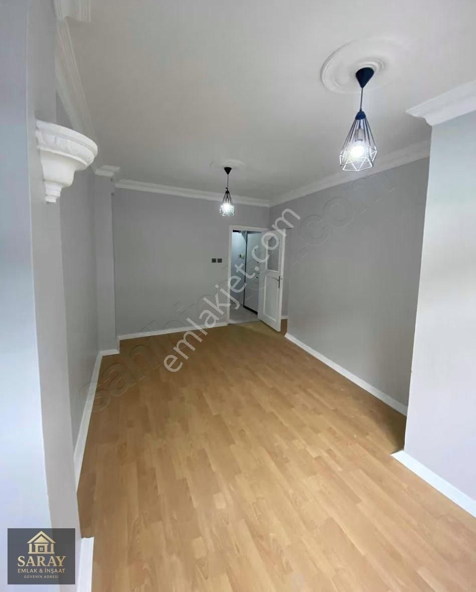 Saray Emlaktan Merkezde Satılık 2 Kat Daire - Görsel 4