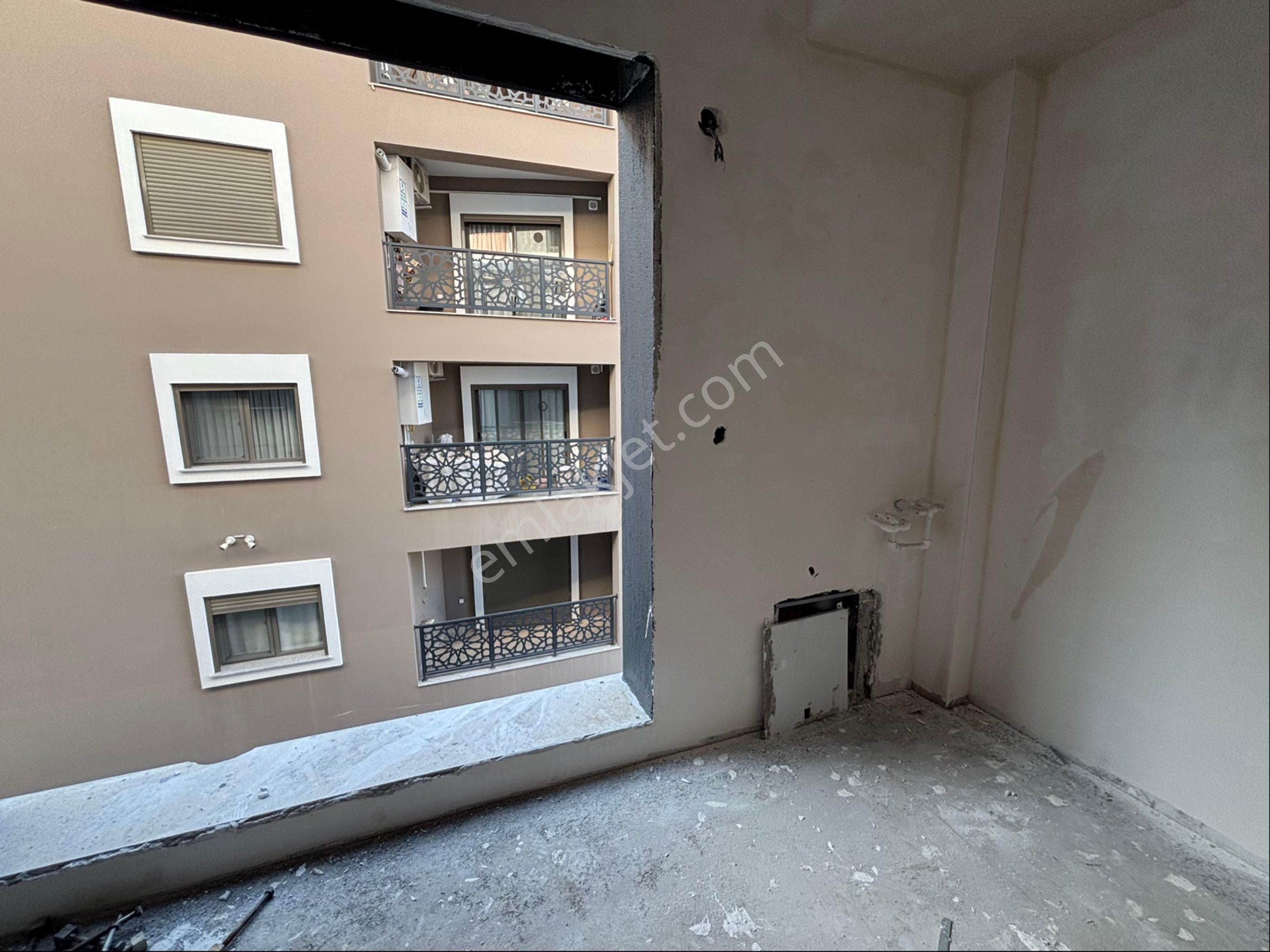 Seferihisar Hıdırlık Mahallesinde Yerden Isıtmalı Satılık 1+1 Daire - Görsel 7