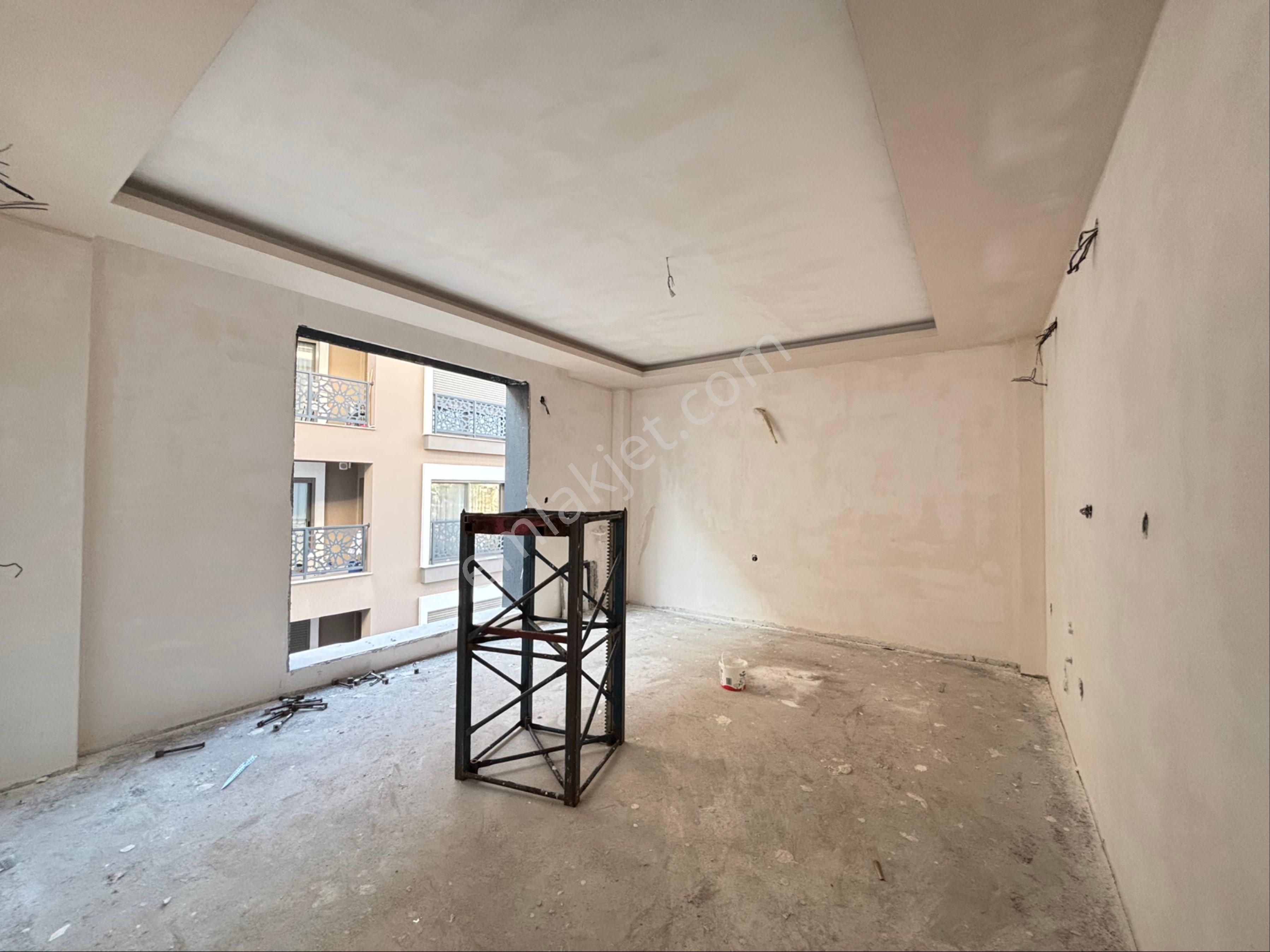 Seferihisar Hıdırlık Mahallesinde Yerden Isıtmalı Satılık 1+1 Daire - Görsel 2