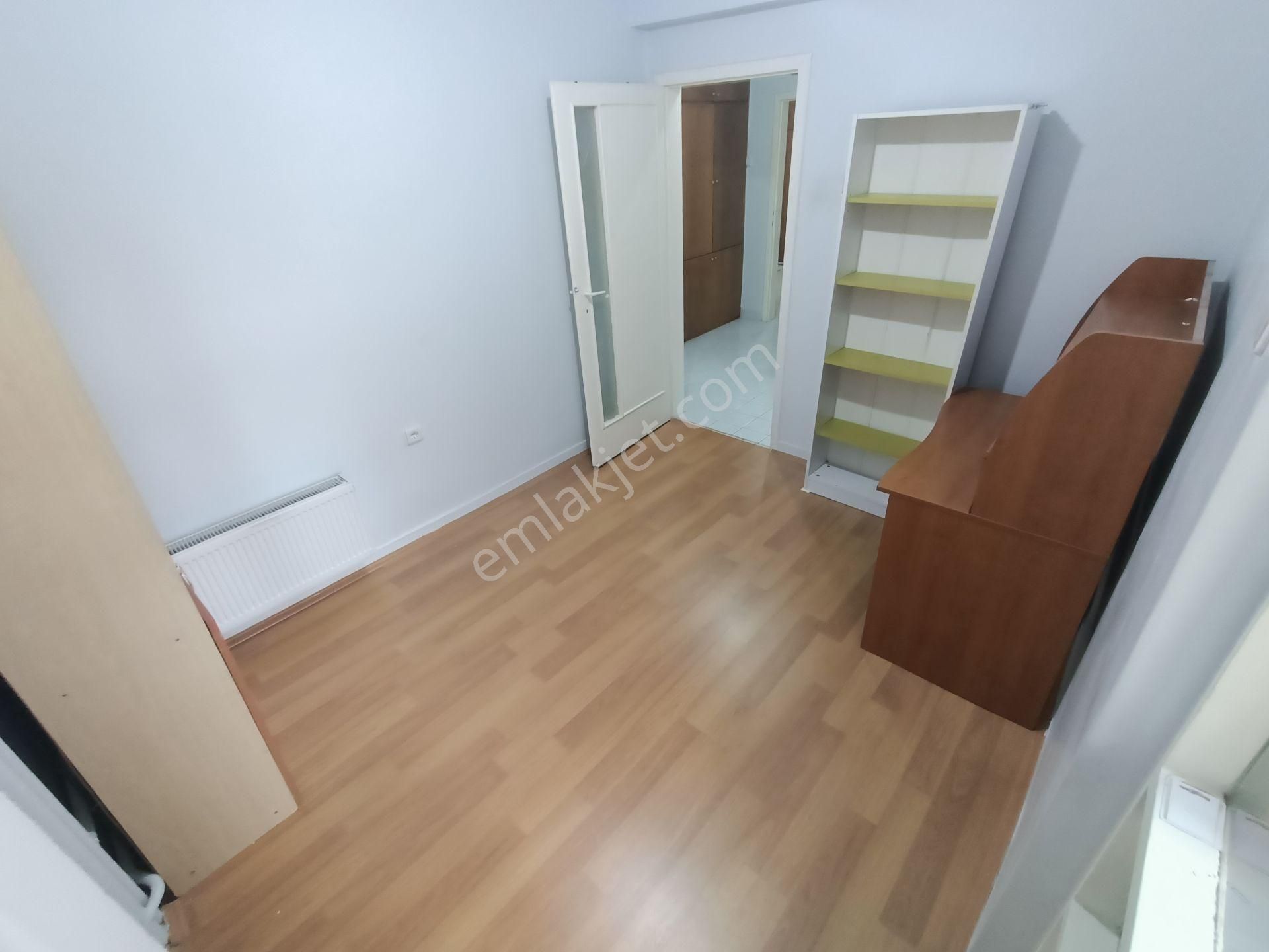 Asyapıdan 3+1 100 M2 Dikmen Caddesinde Açık Otoparklı Kaloriferli - Görsel 15