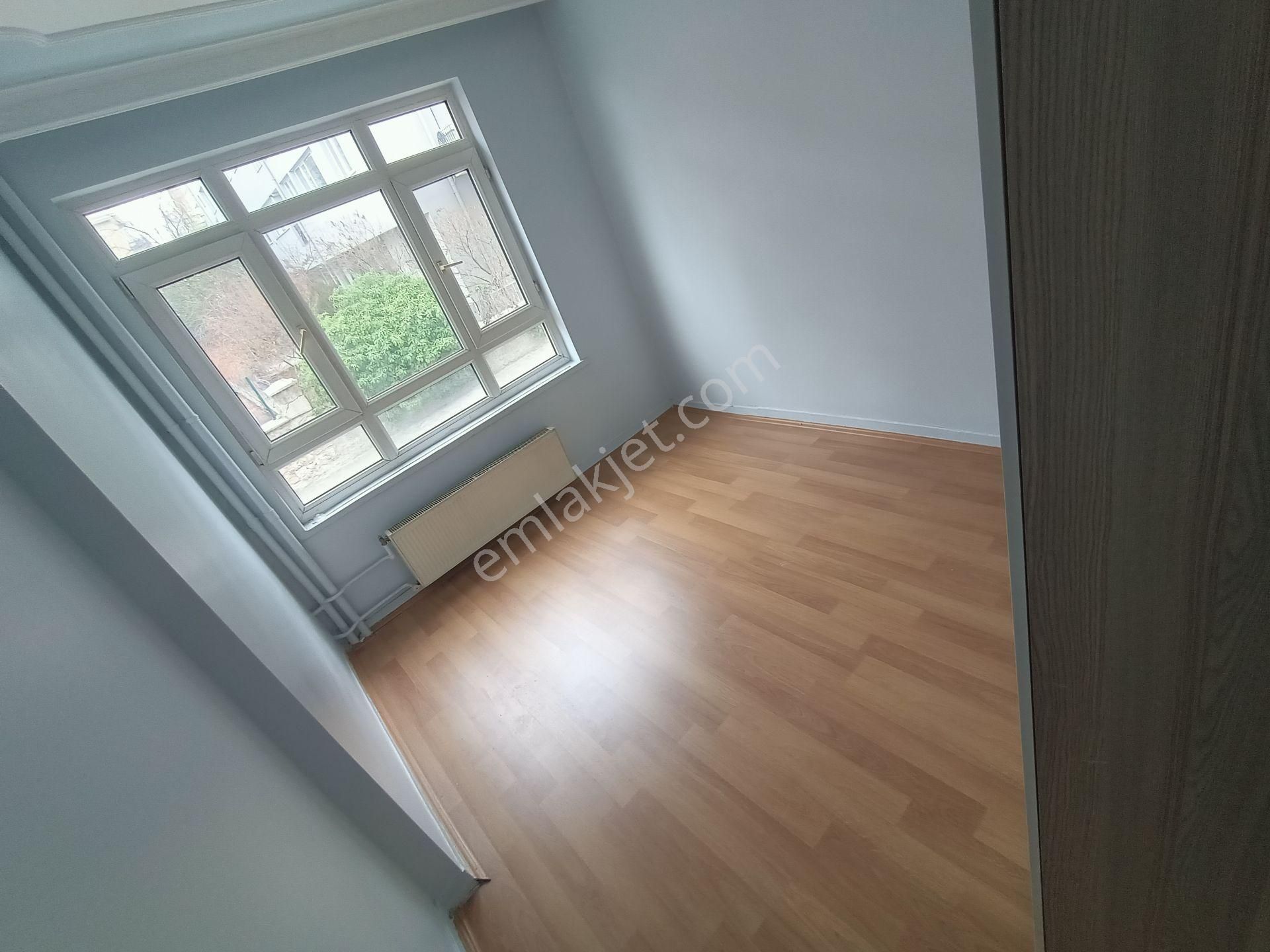 Asyapıdan 3+1 100 M2 Dikmen Caddesinde Açık Otoparklı Kaloriferli - Görsel 11