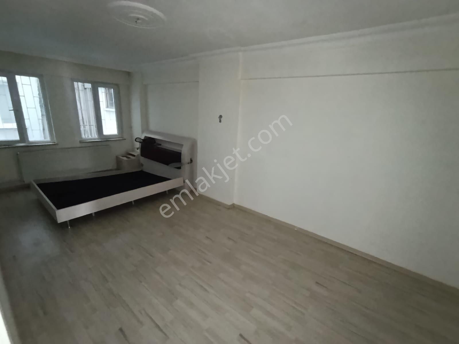 Bahcelievler Civarında Satılık Daire - Görsel 13