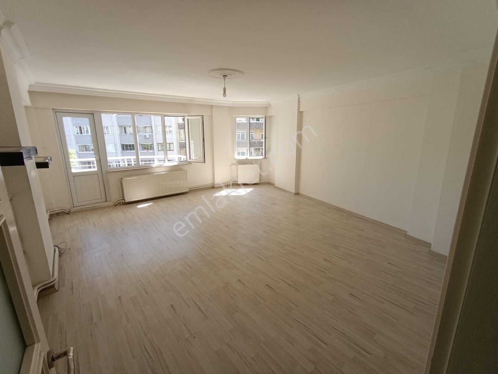 Bahcelievler Civarında Satılık Daire - Görsel 10