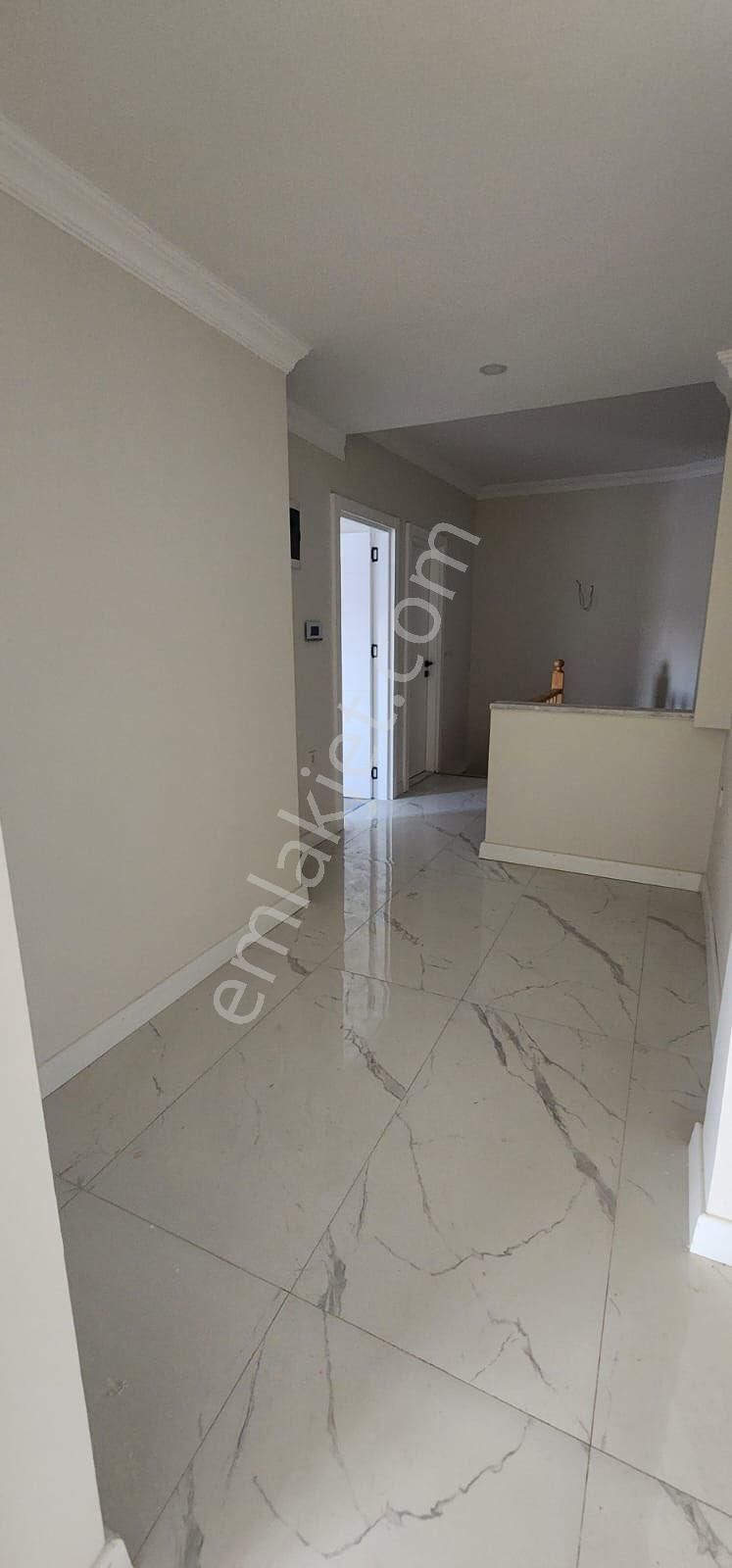 Emek Mahallesinde Satılık 0 4+1 Daire - Görsel 5