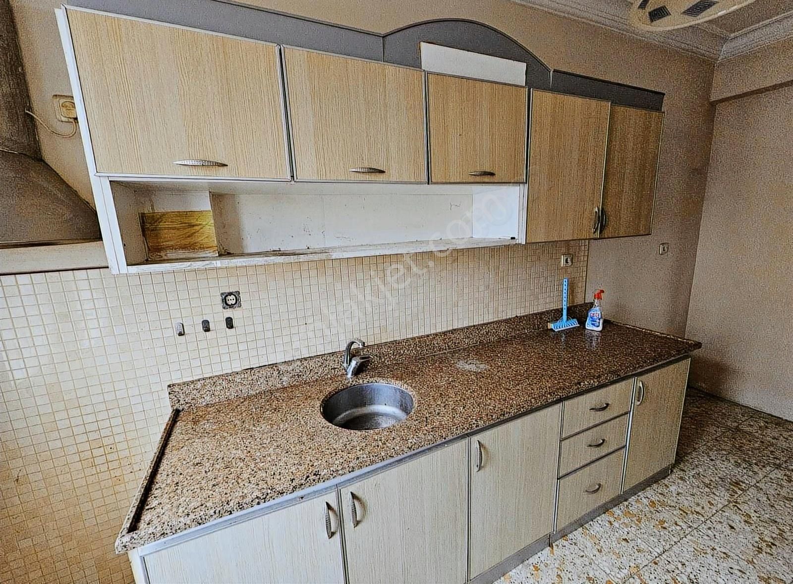 Genç Emlak'tan İhsaniye Mah. Kiralık 3+1 Daire - Görsel 4