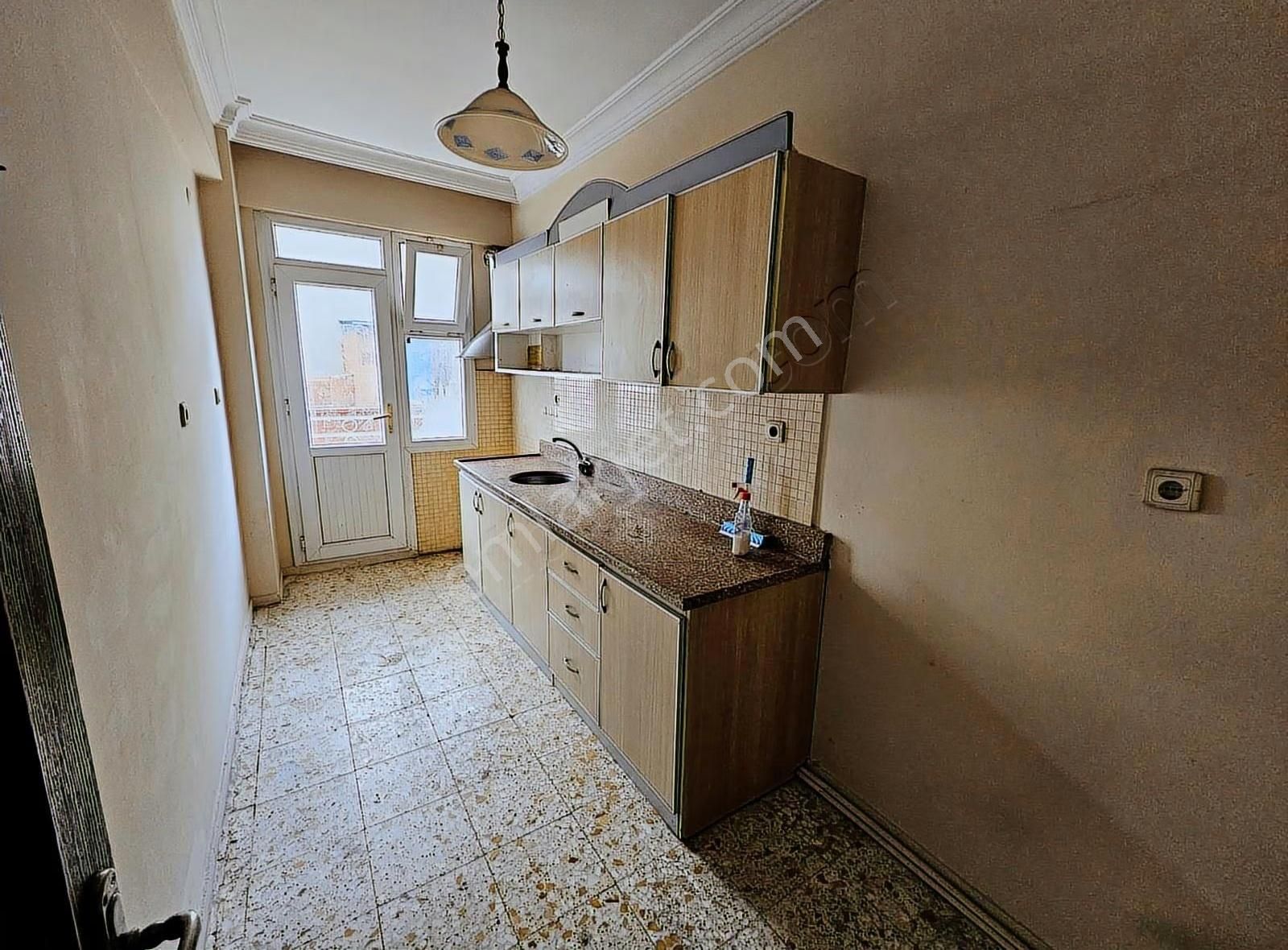 Genç Emlak'tan İhsaniye Mah. Kiralık 3+1 Daire - Görsel 14