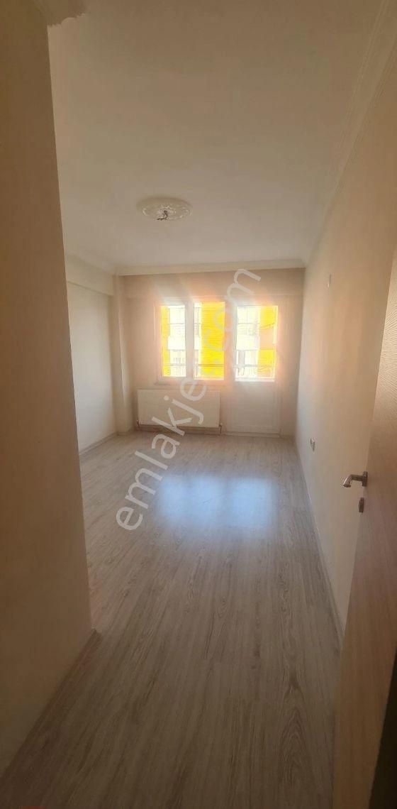 Kayacık Caddesinde Site İçerisinde Kiralık 2+1 Daire - Görsel 9