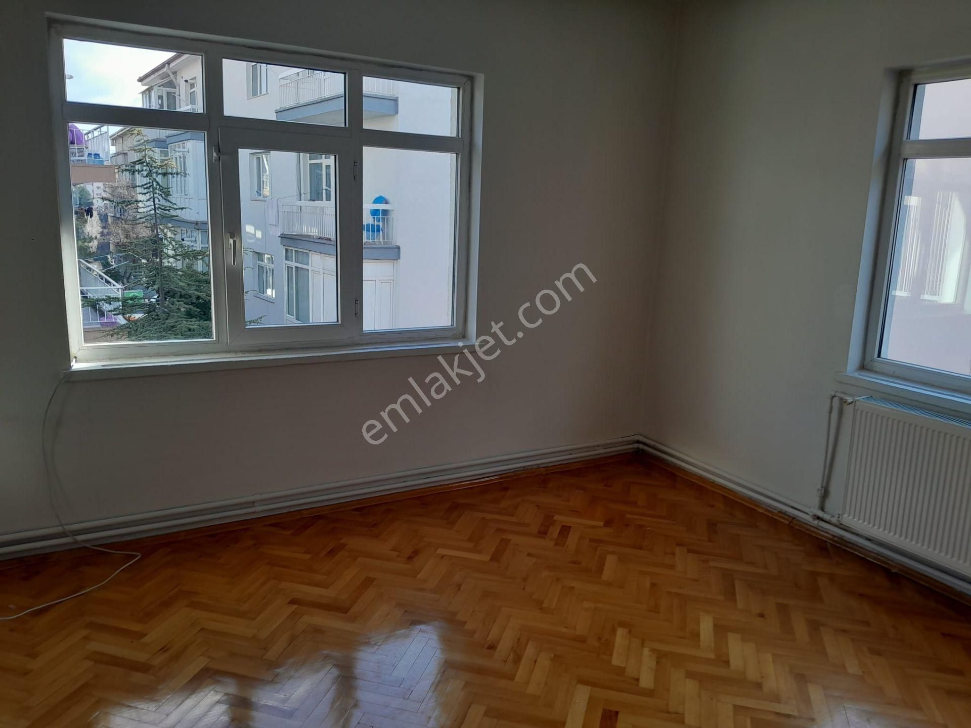 Dikmen Karşıyaka Sokakta 3.katta , Kombili, 3+1 ,mantolamalı... - Görsel 21