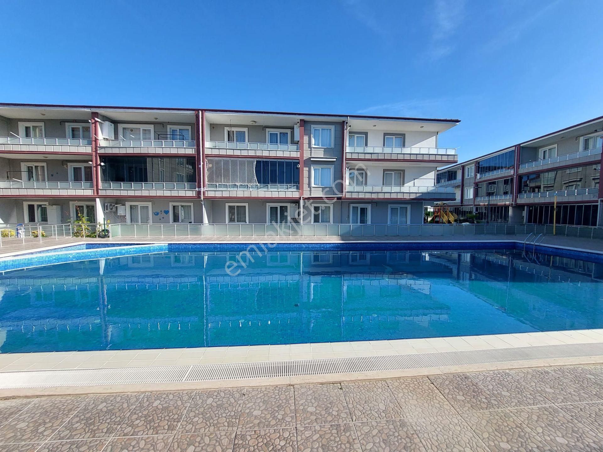Havuzlu Kombili Eşyalı Giriş Kat Devamlı Kiralık 1+1 Daire - Görsel 3