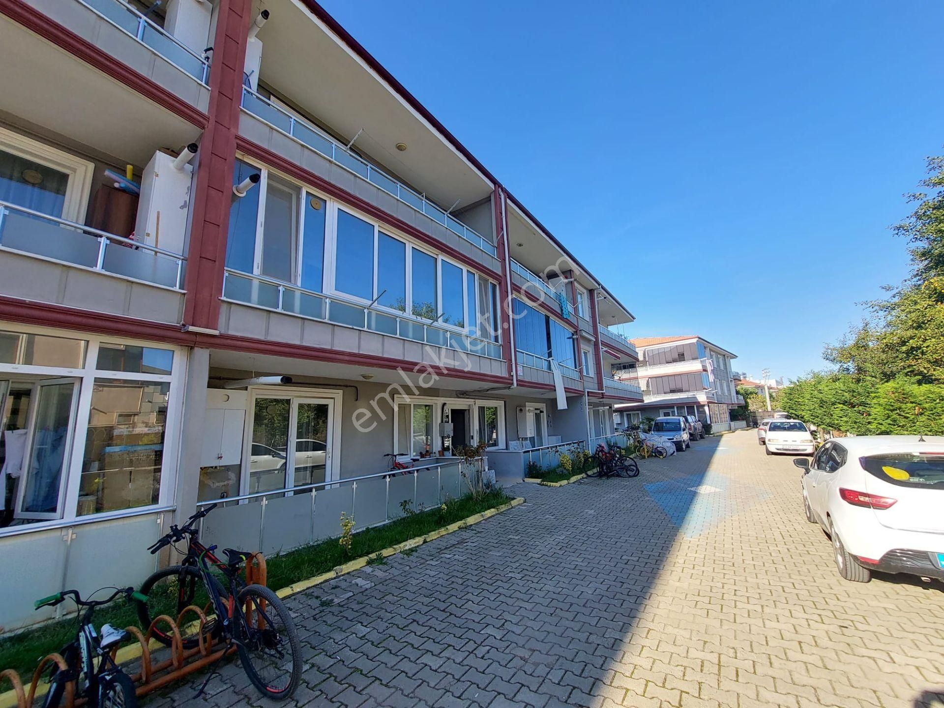 Havuzlu Kombili Eşyalı Giriş Kat Devamlı Kiralık 1+1 Daire - Görsel 17