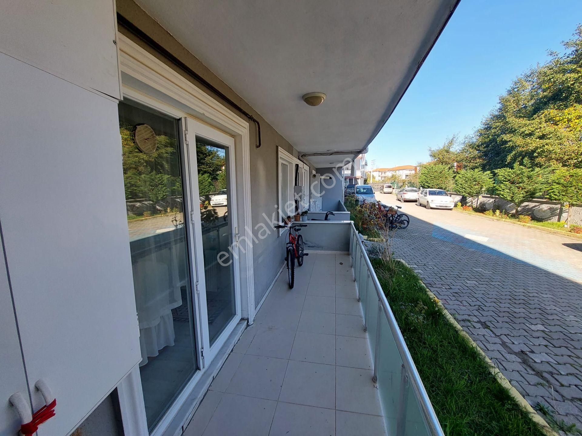 Havuzlu Kombili Eşyalı Giriş Kat Devamlı Kiralık 1+1 Daire - Görsel 35