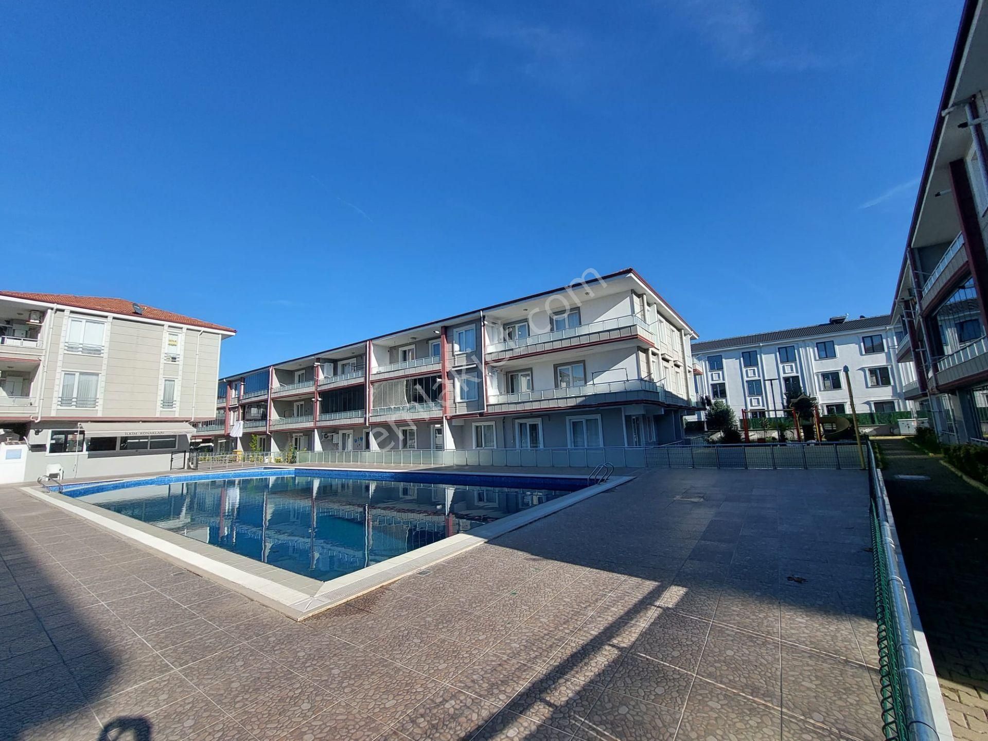 Havuzlu Kombili Eşyalı Giriş Kat Devamlı Kiralık 1+1 Daire - Görsel 5