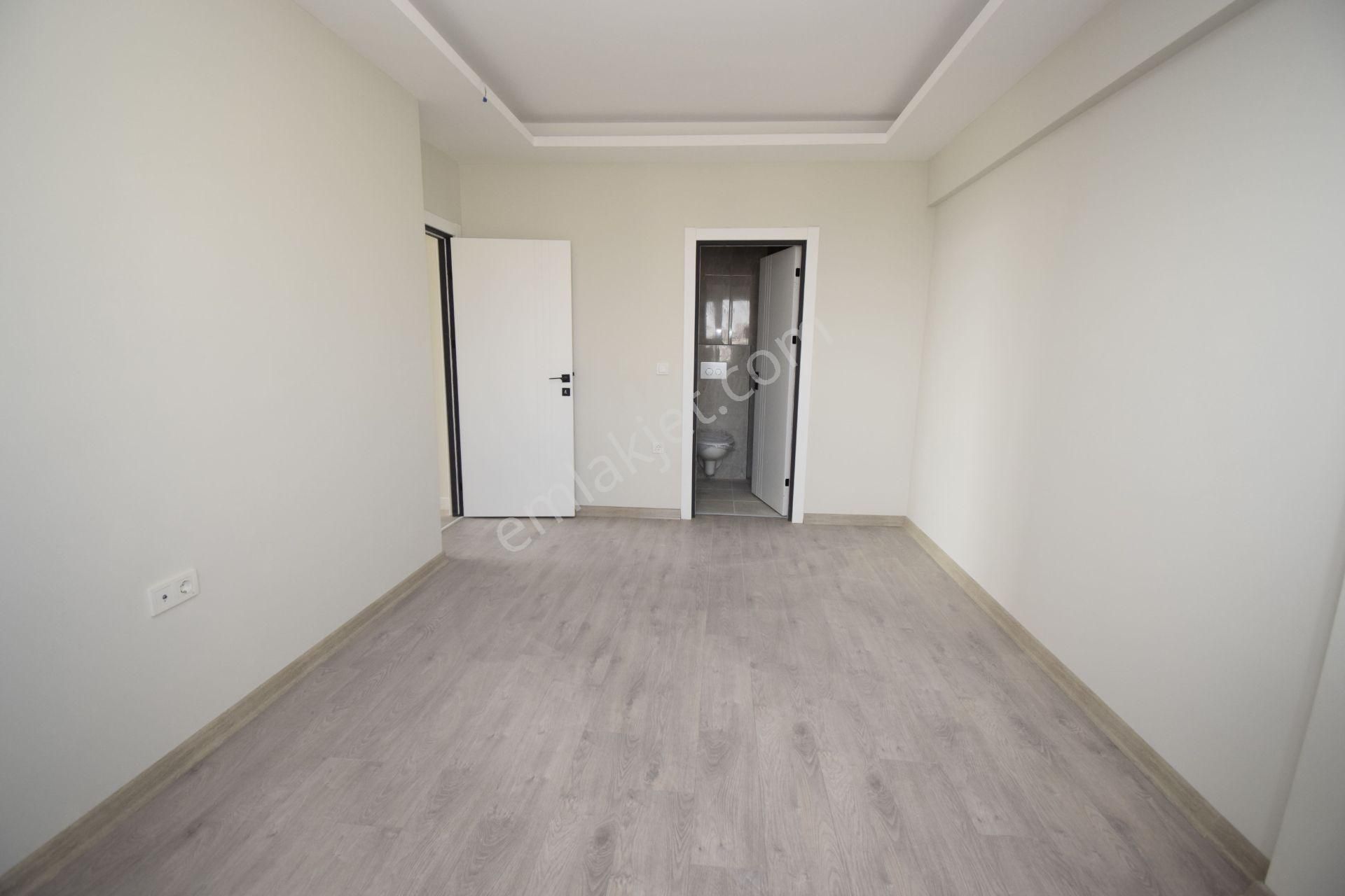 Turyap Yapracık - Kayalar Kule'de Güney Cephe Acil Satılık 2+1 - Görsel 13