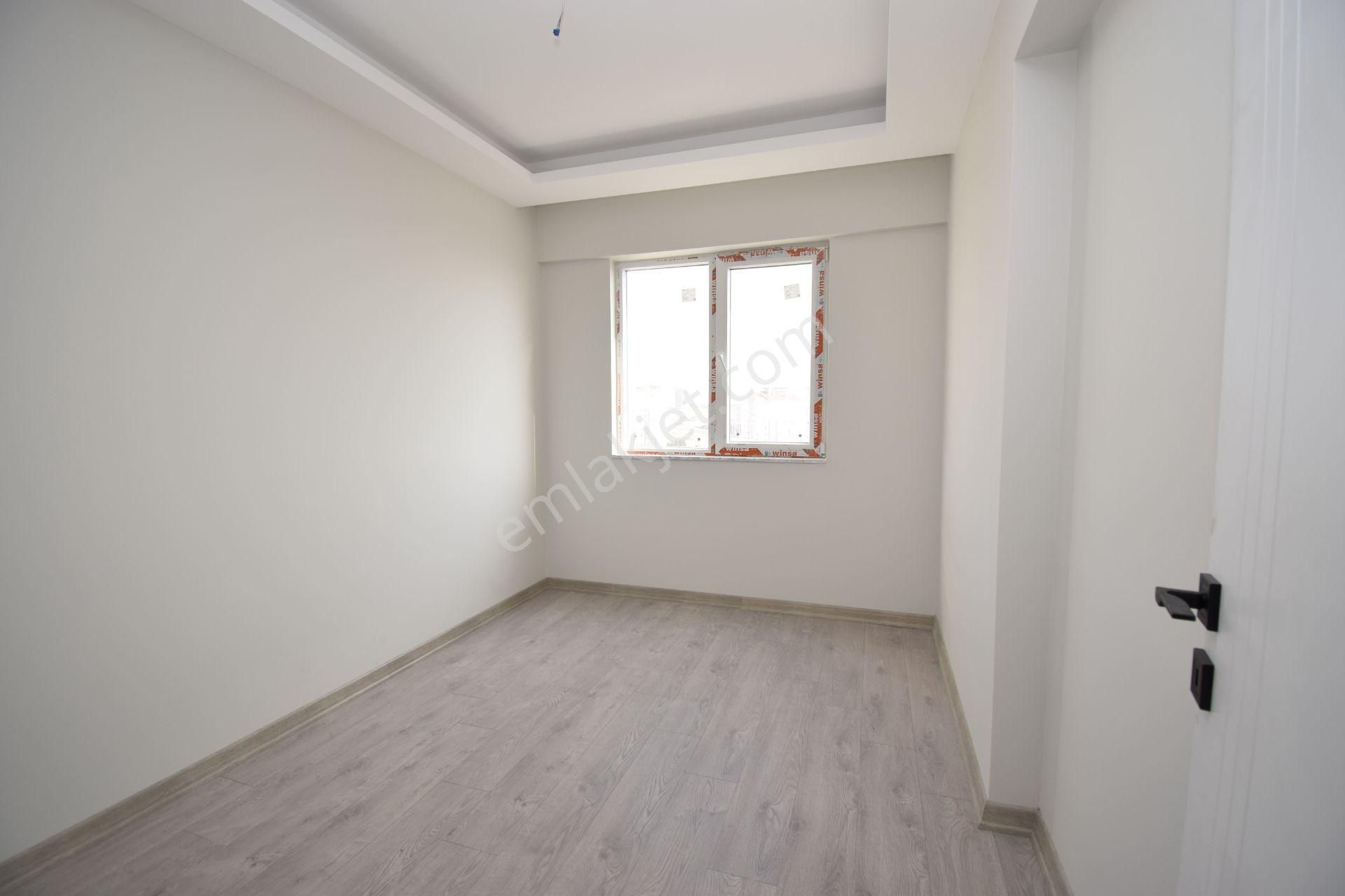 Turyap Yapracık - Kayalar Kule'de Güney Cephe Acil Satılık 2+1 - Görsel 10