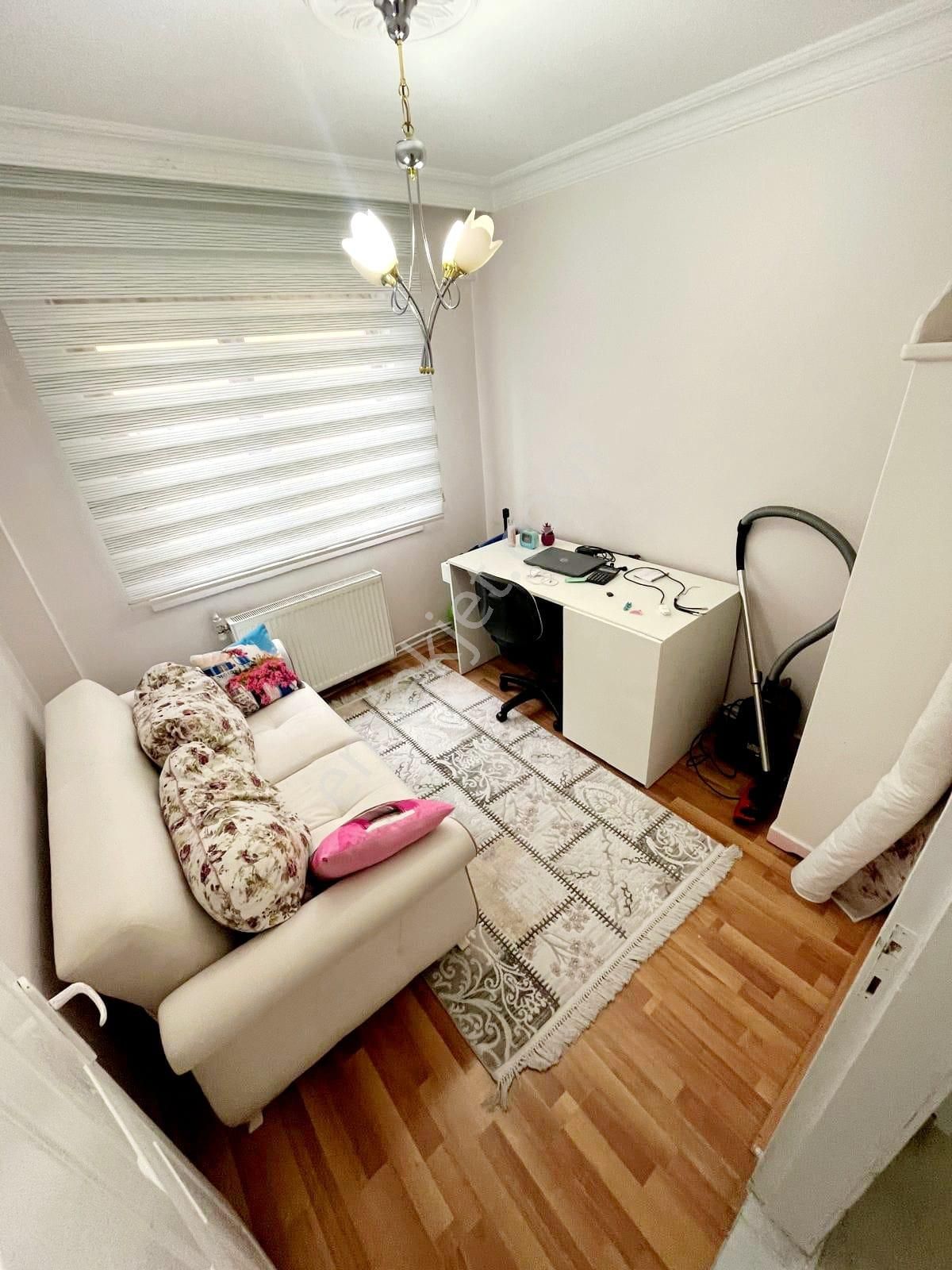 Yunus Emre Cadde Yakını 3+1 Orta Katta Bağımsız Salon Full Yapılı Satılık Daire - Görsel 12