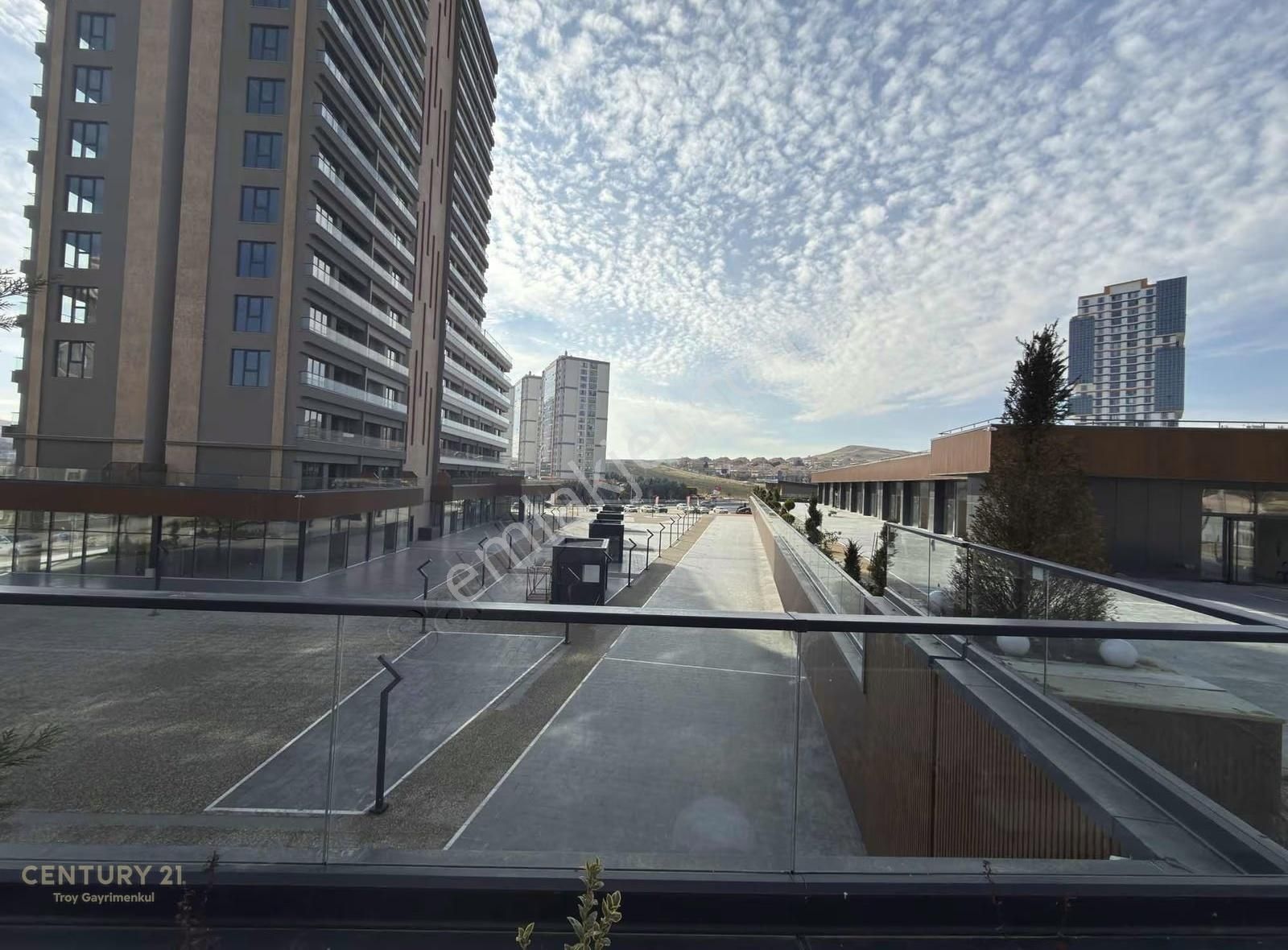 Bordo Yaşamda Oturuma Hazır Dair - Görsel 10