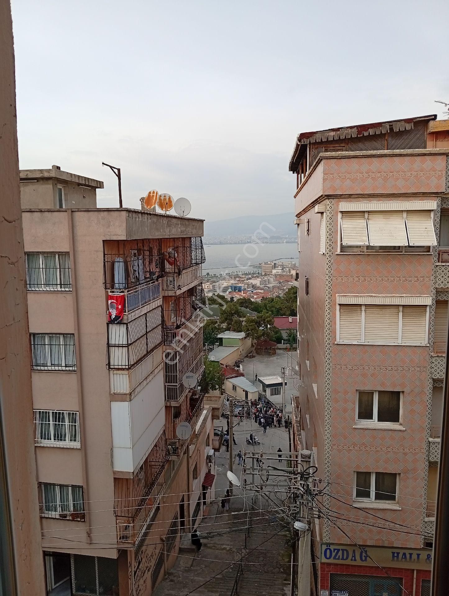 Eşrefpaşa Yapıcıoğlu Deniz Manzaralı 2+1 - Görsel 13