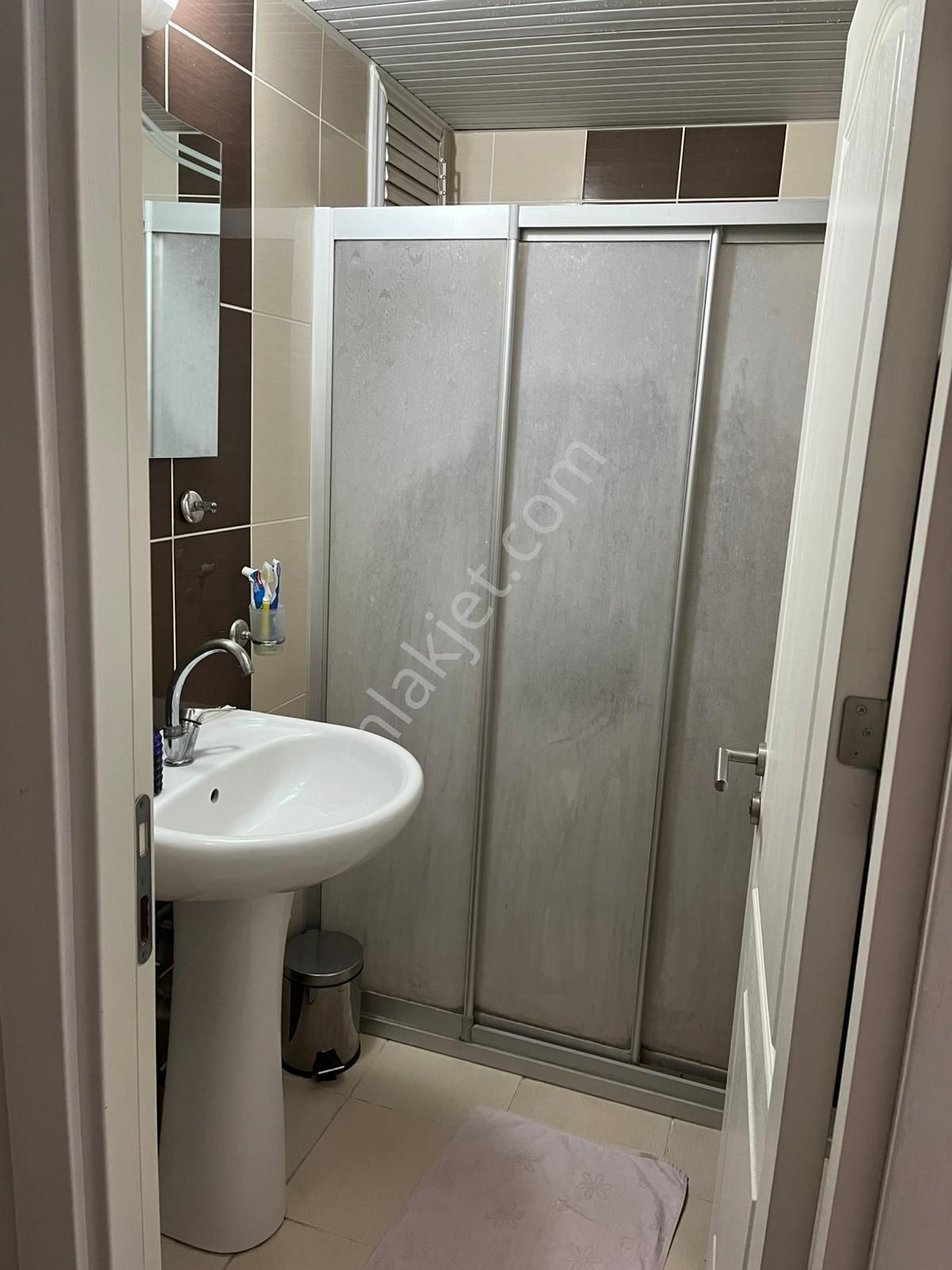 Kızılırmak Cad. Yakını Katta Doğalgazlı 3+1 Daire - Görsel 18