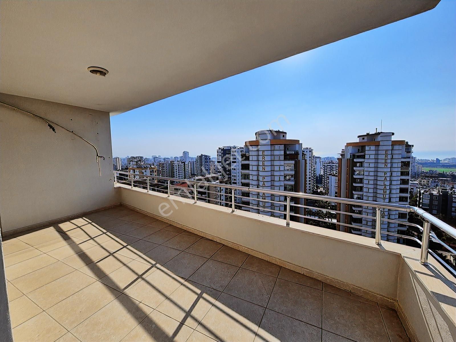 Akkent Mah. Mersin Man. 14. Kat Site İçi Havuzlu Satılık Daire - Görsel 4
