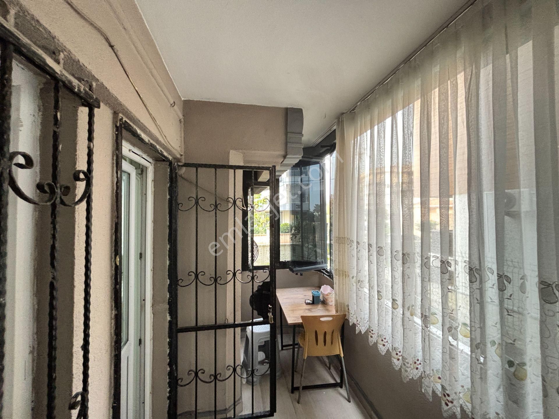 Yalova Çiftlikköy Siteler Mahallesinde Denize 100 Metre2+1 Daire - Görsel 16