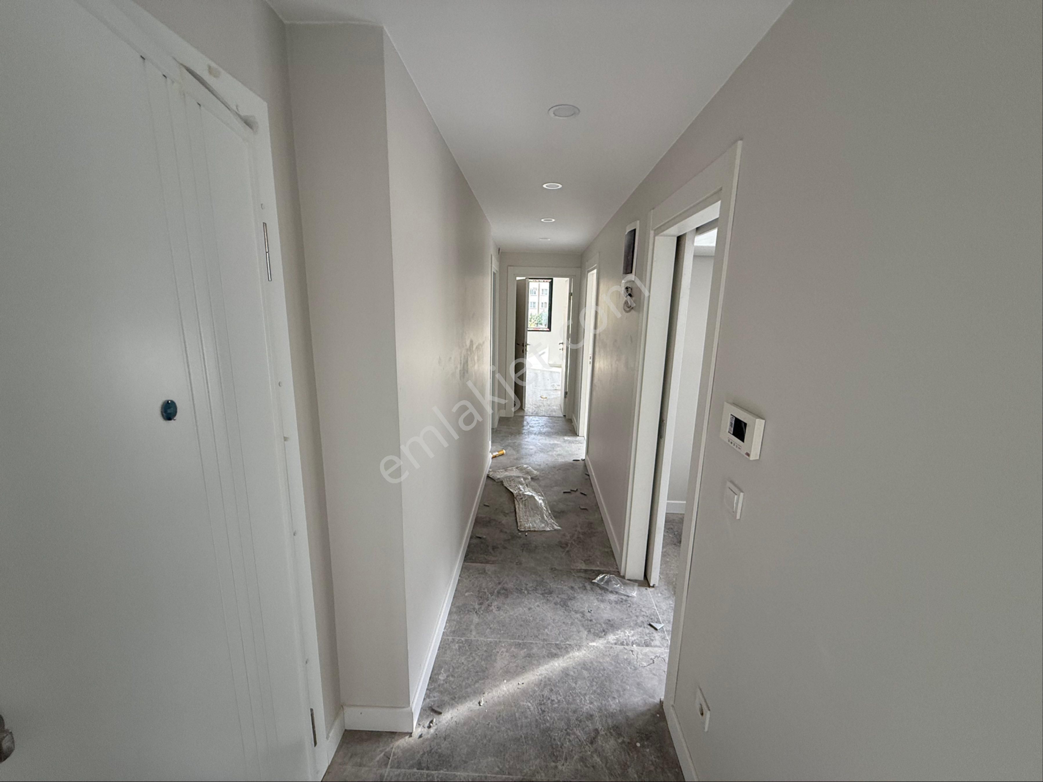 Adress Life Mehmet Akif Elalmış Cad Sıfır 2+1 Ara Kat Otoparklı - Görsel 9