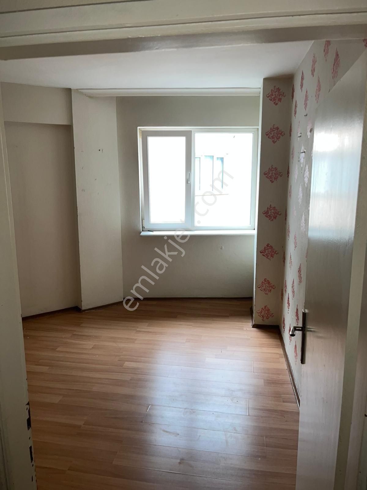 Fem Emlak'tan Zeyniler Cami Arkasında 2+1 Ferah Daire - Görsel 13