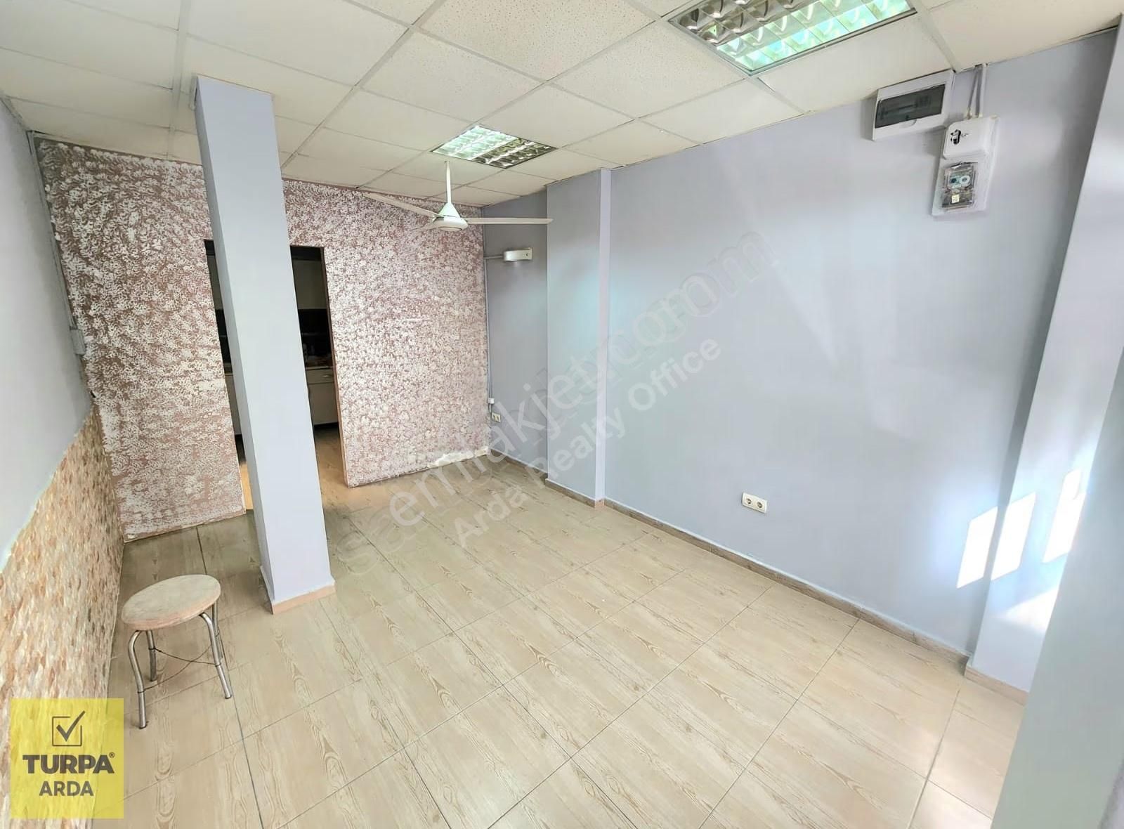 K.yaka Lisesi Yakını Mutfak Banyo Wc'li 35 M2 - Görsel 10