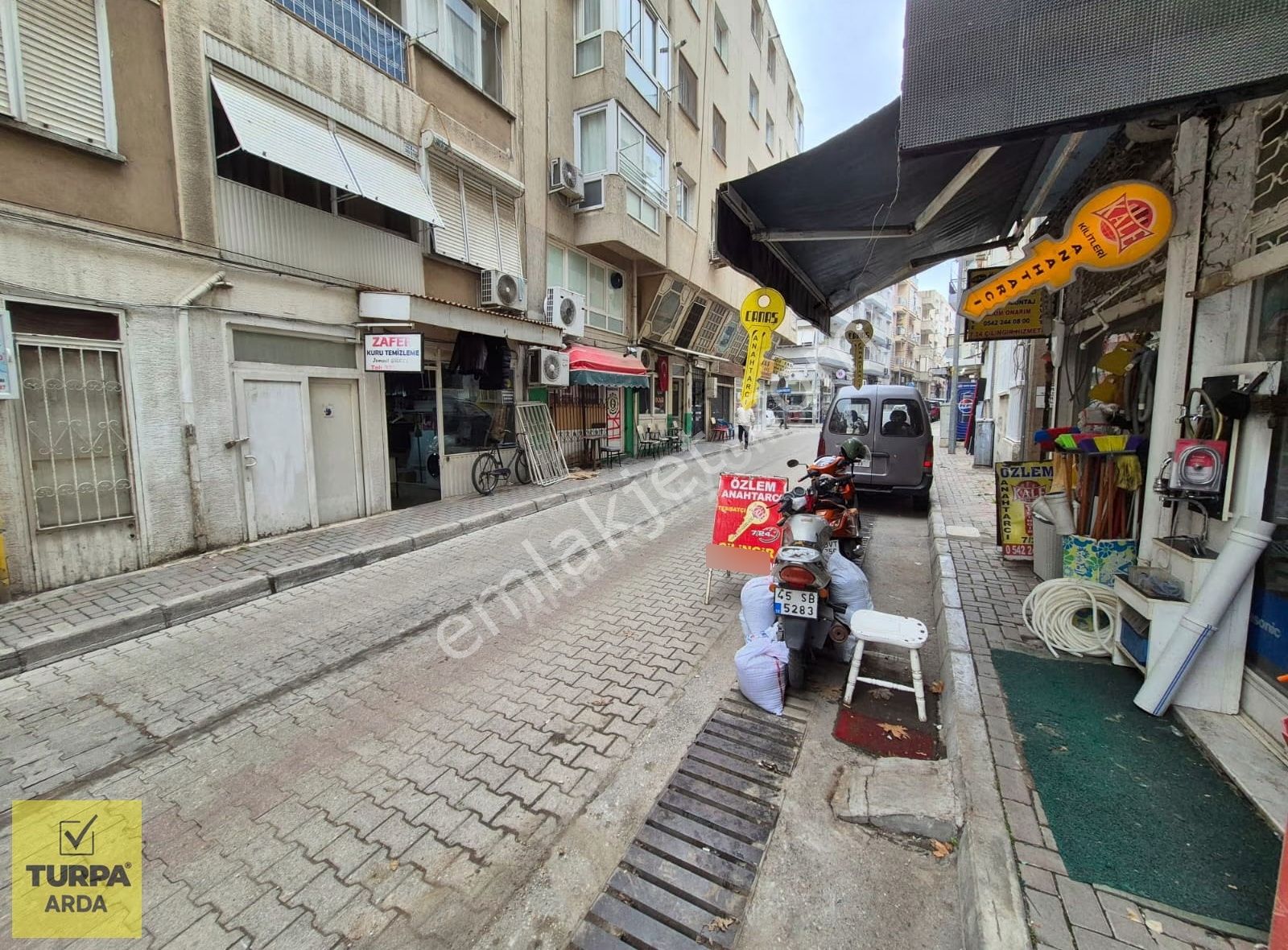 K.yaka Çarşı Yakını Batarlı Ve Elektrikli Otomatik Kepenk 40m2 - Görsel 4