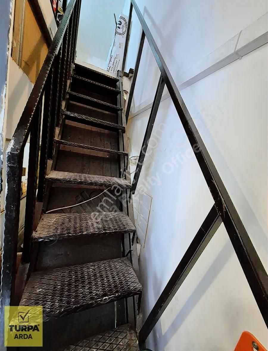 K.yaka Çarşı Yakını Batarlı Ve Elektrikli Otomatik Kepenk 40m2 - Görsel 8